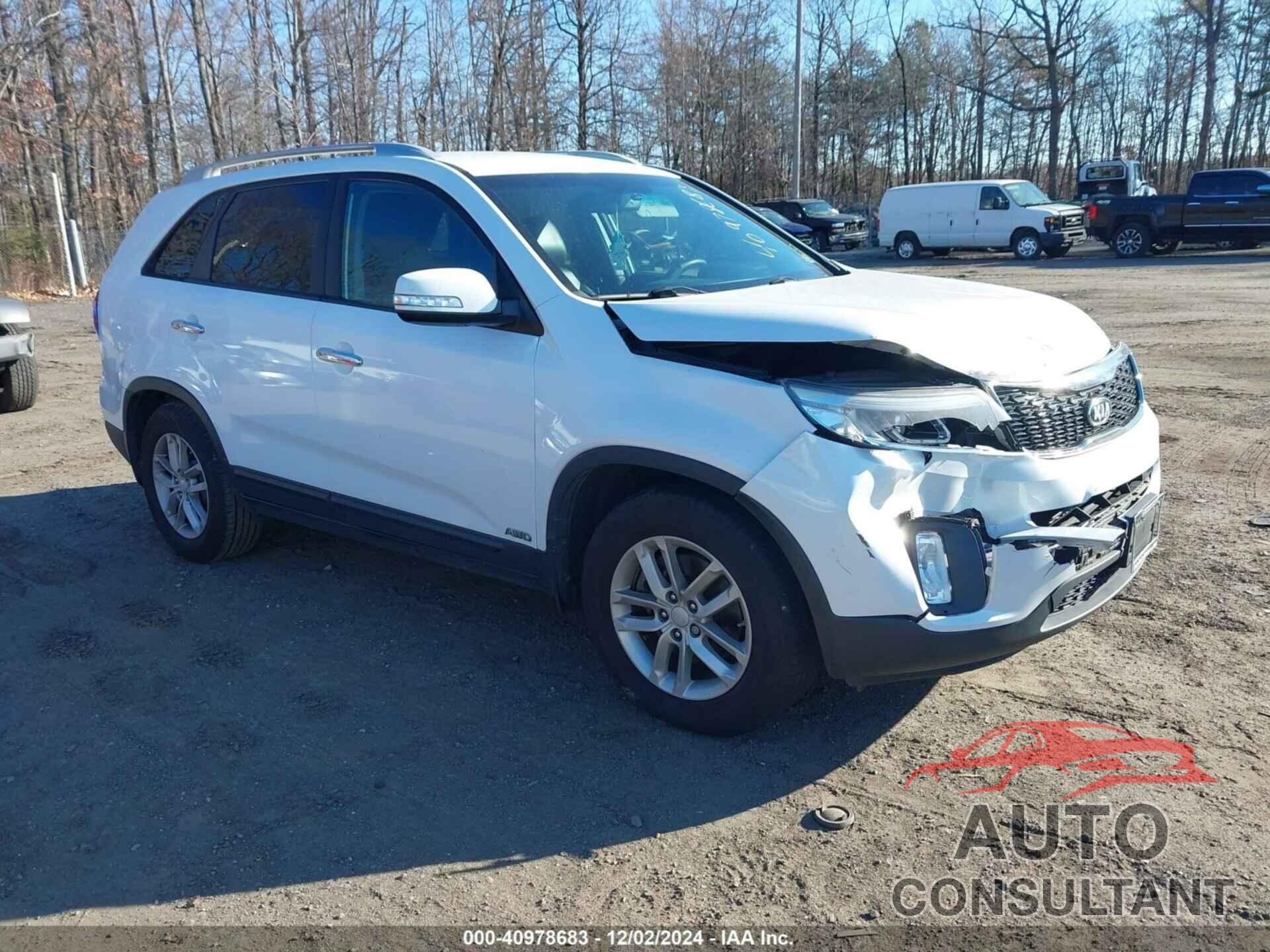KIA SORENTO 2015 - 5XYKTCA64FG644950