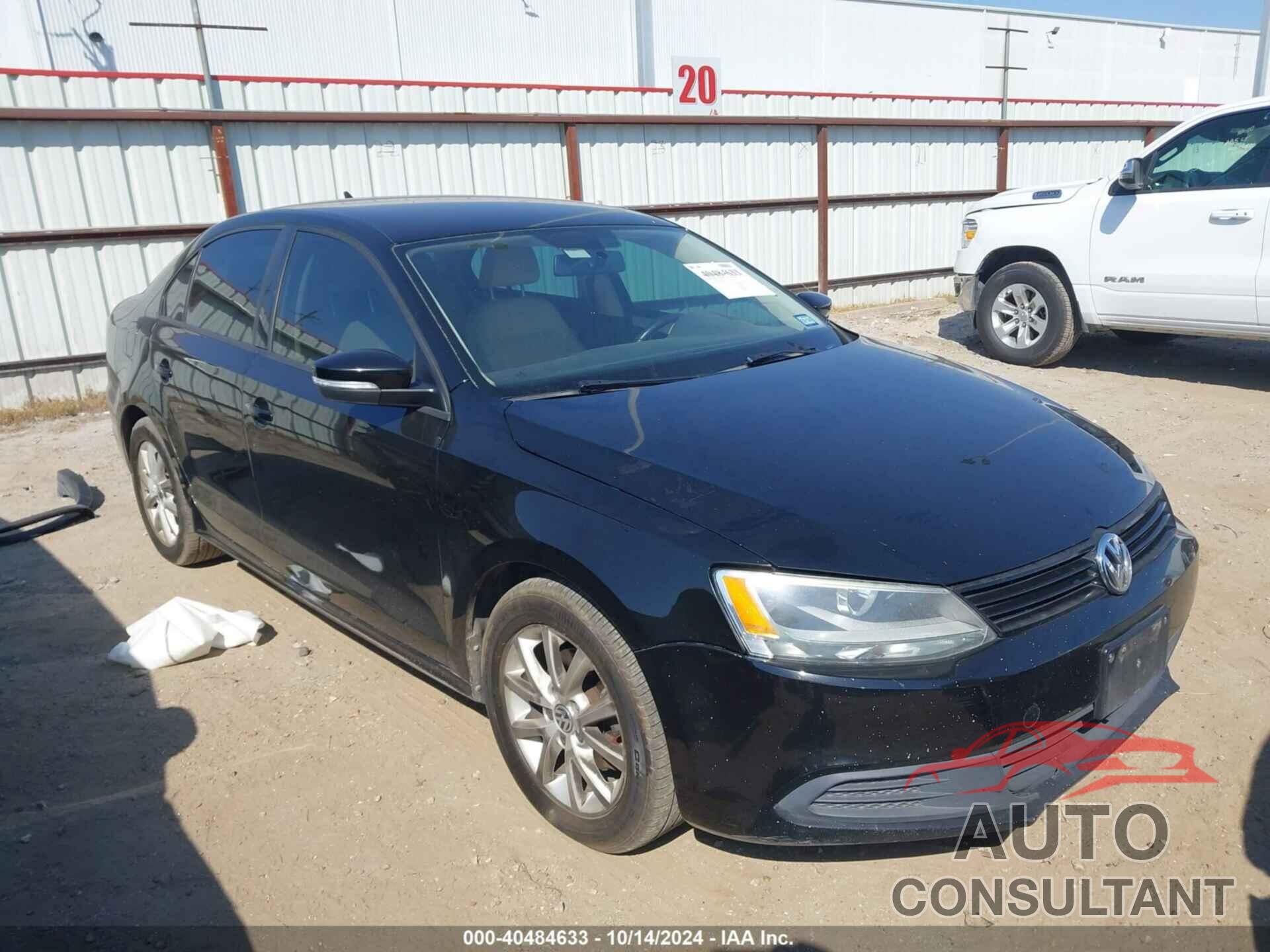 VOLKSWAGEN JETTA 2012 - 3VWDX7AJ6CM328602