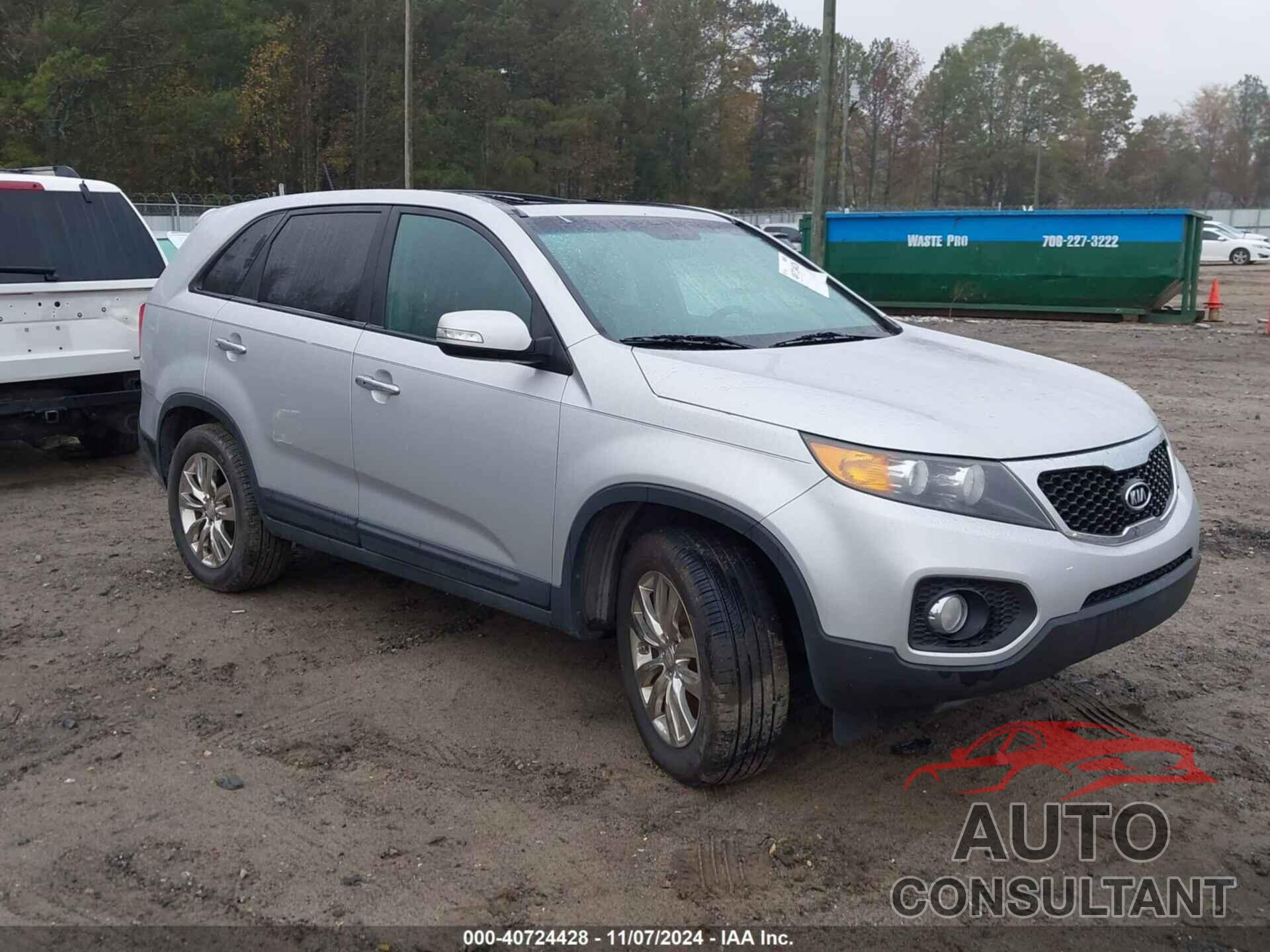 KIA SORENTO 2011 - 5XYKU4A26BG025325