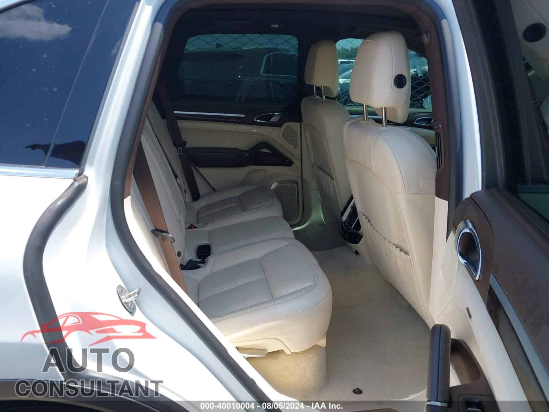 PORSCHE CAYENNE 2016 - WP1AB2A21GLA92253