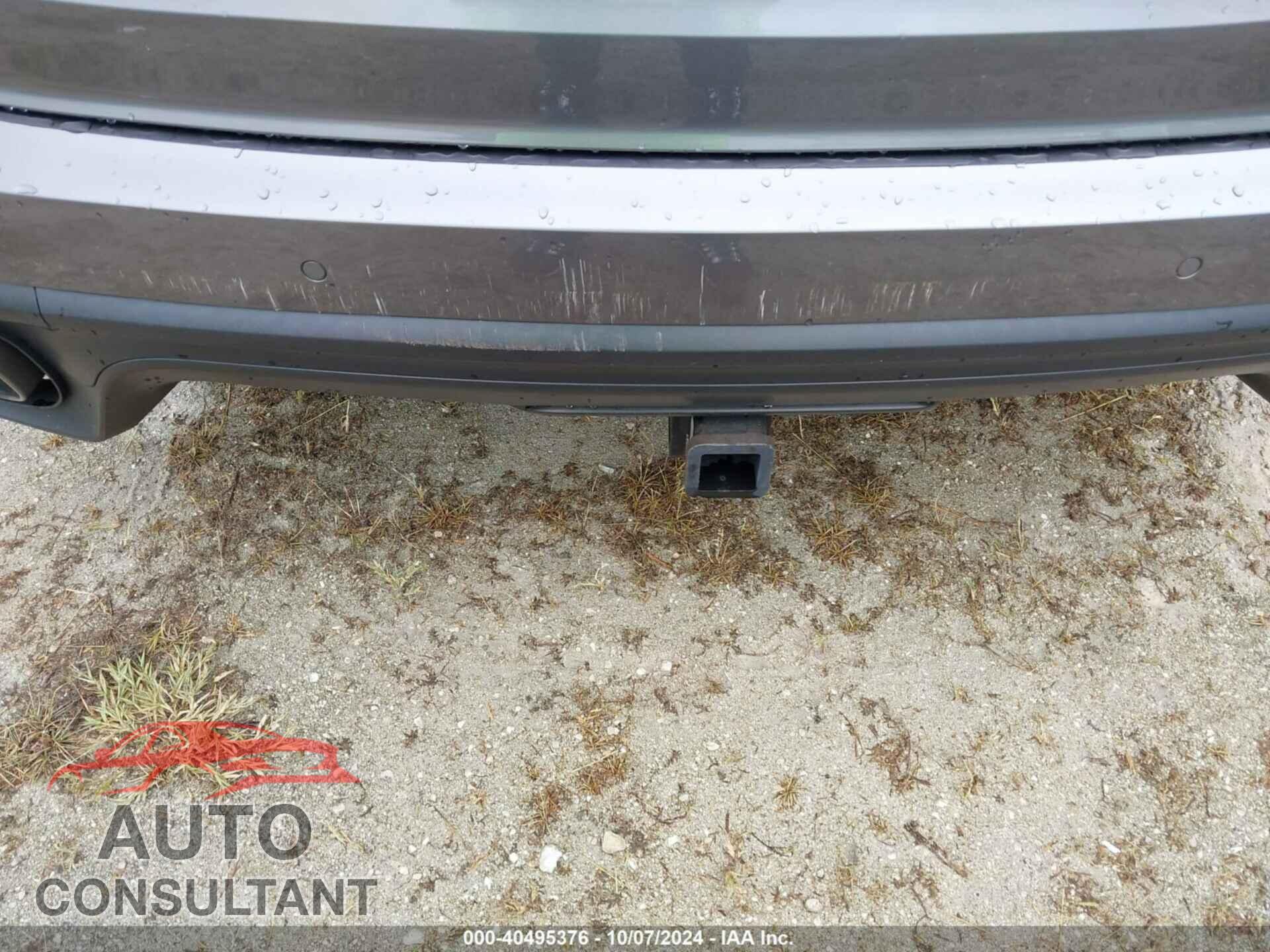 PORSCHE CAYENNE 2016 - WP1AA2A23GLA05326