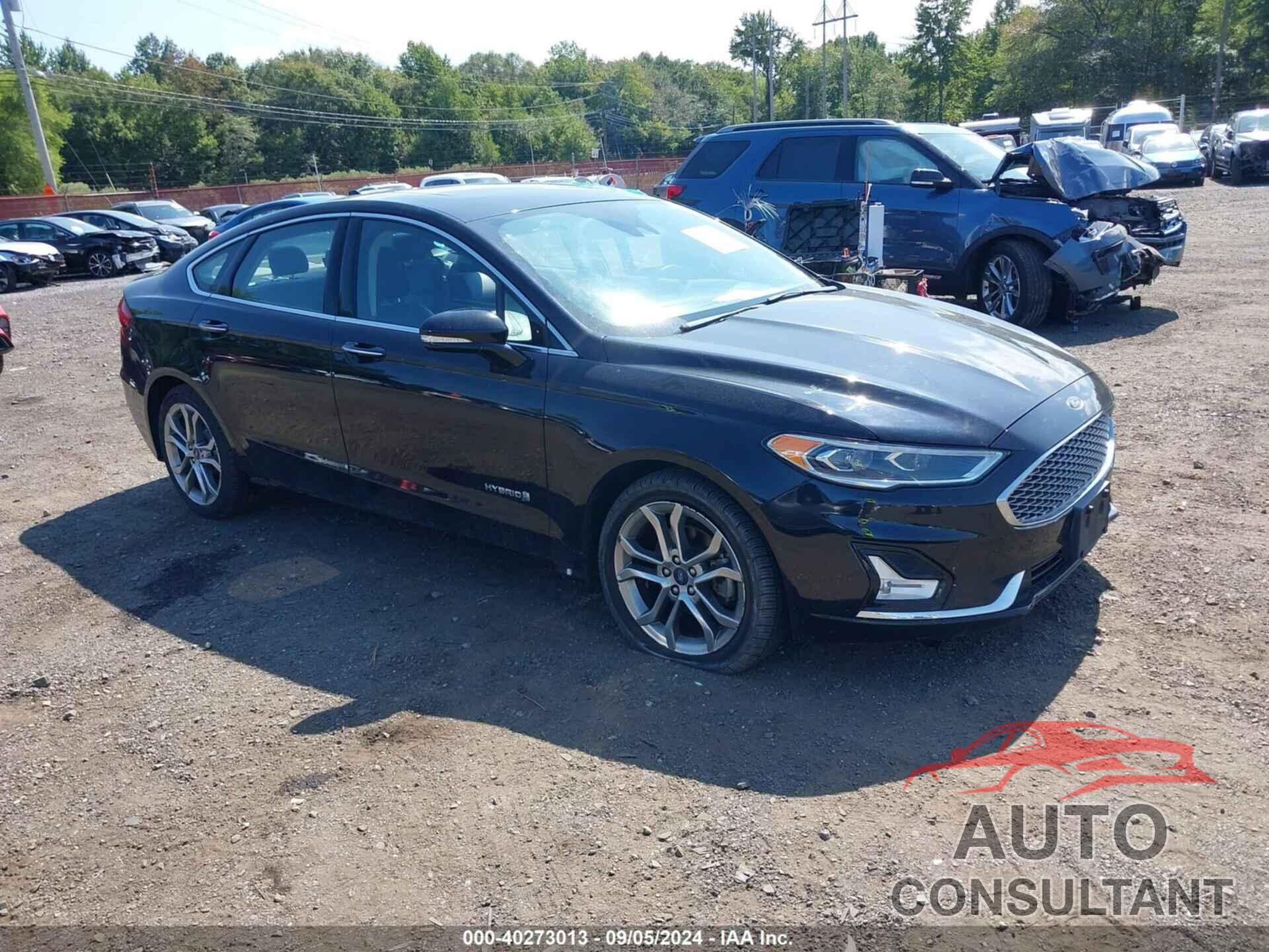 FORD FUSION HYBRID 2019 - 3FA6P0RU3KR105376