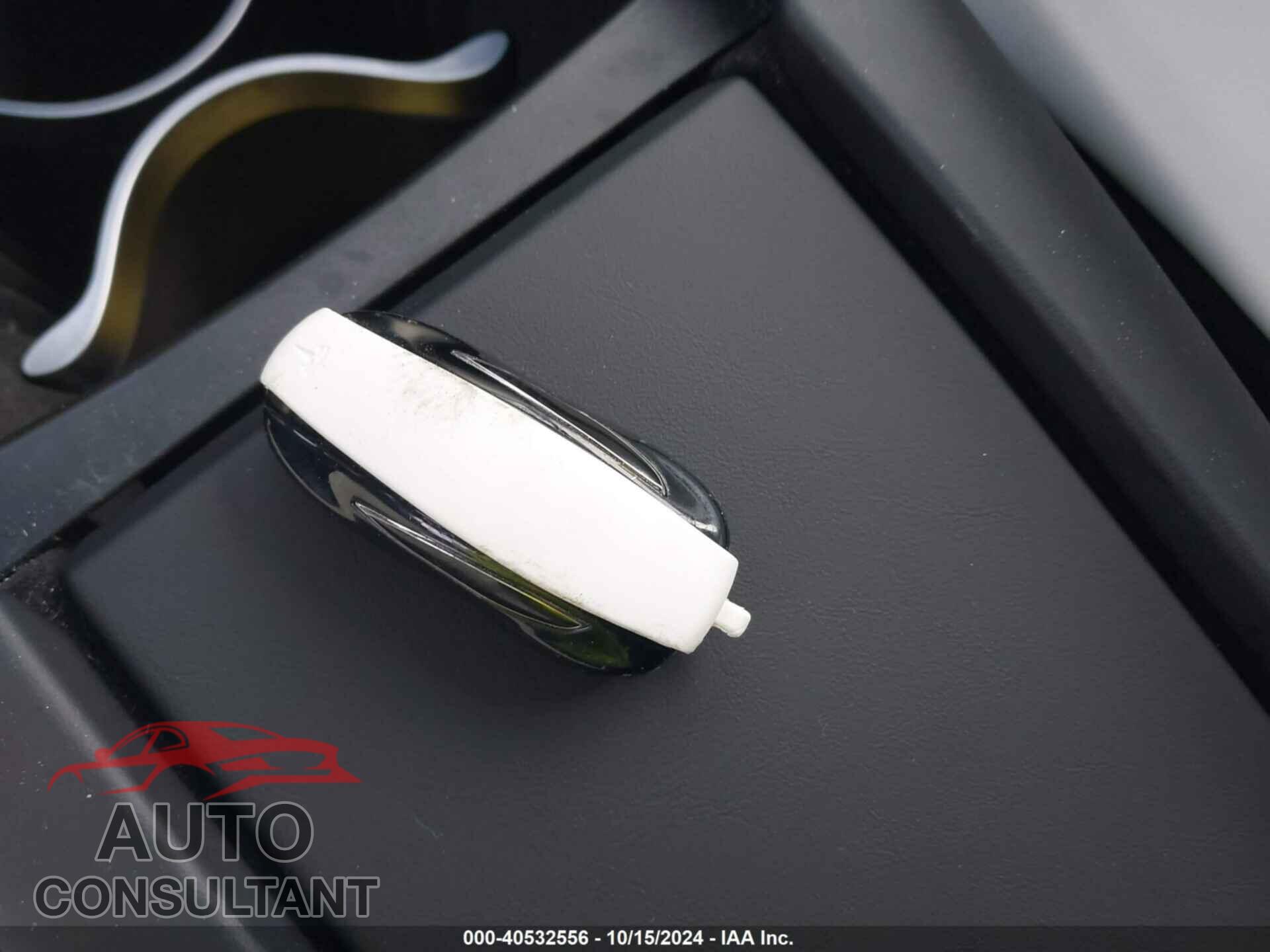 TESLA MODEL X 2020 - 5YJXCBE21LF298401