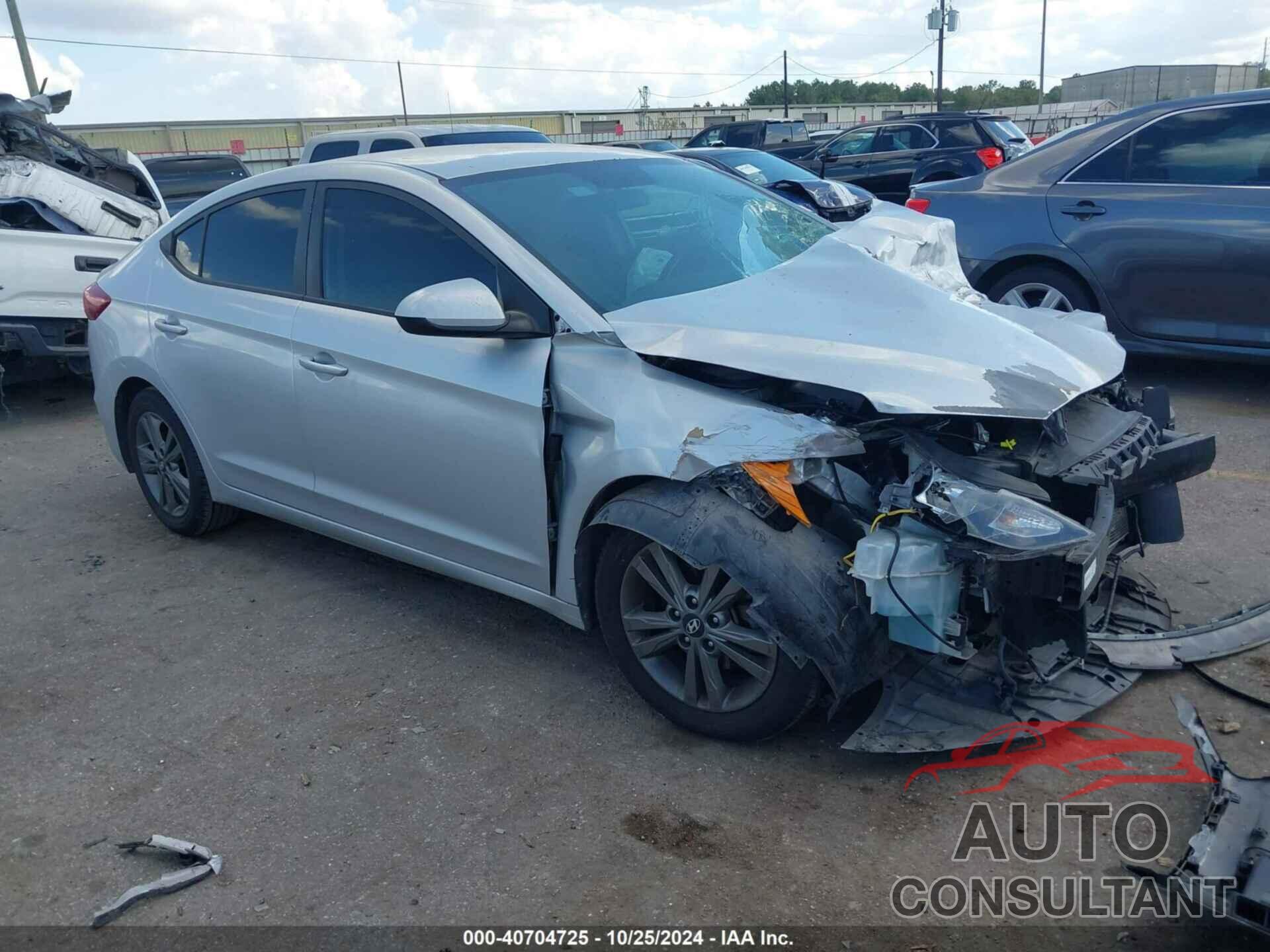 HYUNDAI ELANTRA 2018 - 5NPD84LF3JH240164