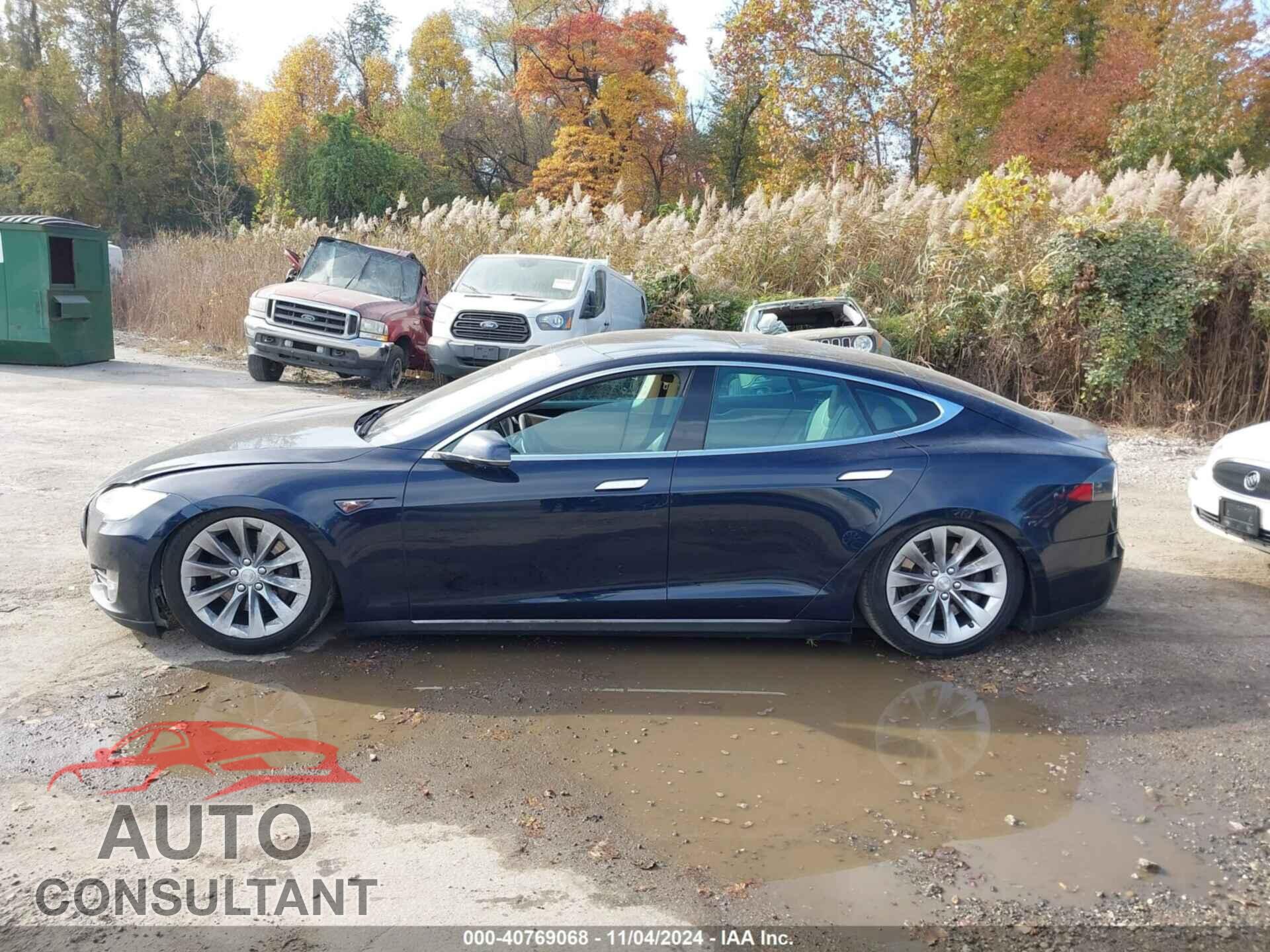 TESLA MODEL S 2013 - 5YJSA1CN3DFP08883