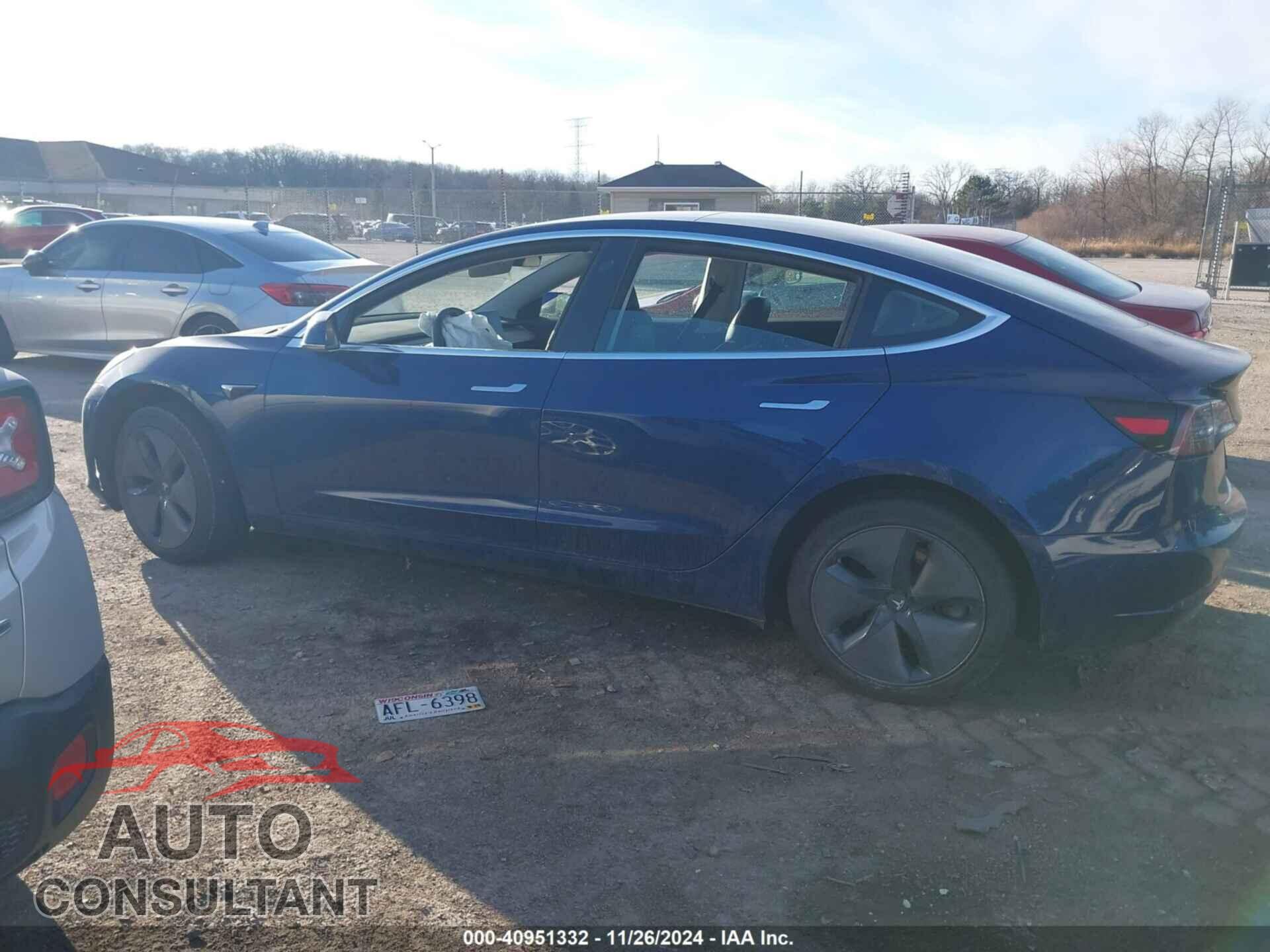 TESLA MODEL 3 2019 - 5YJ3E1EB7KF387729