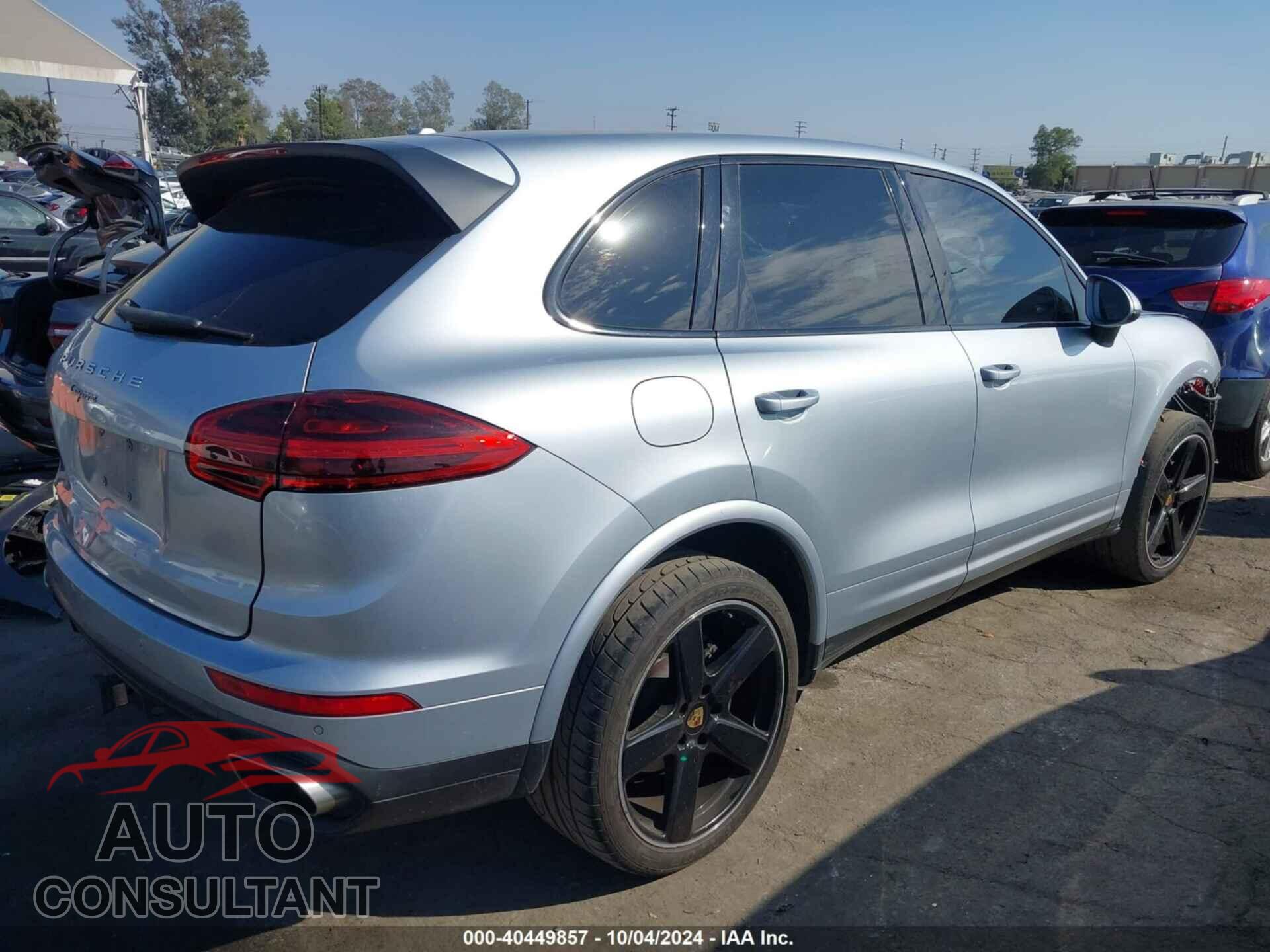 PORSCHE CAYENNE 2017 - WP1AA2A20HKA80556