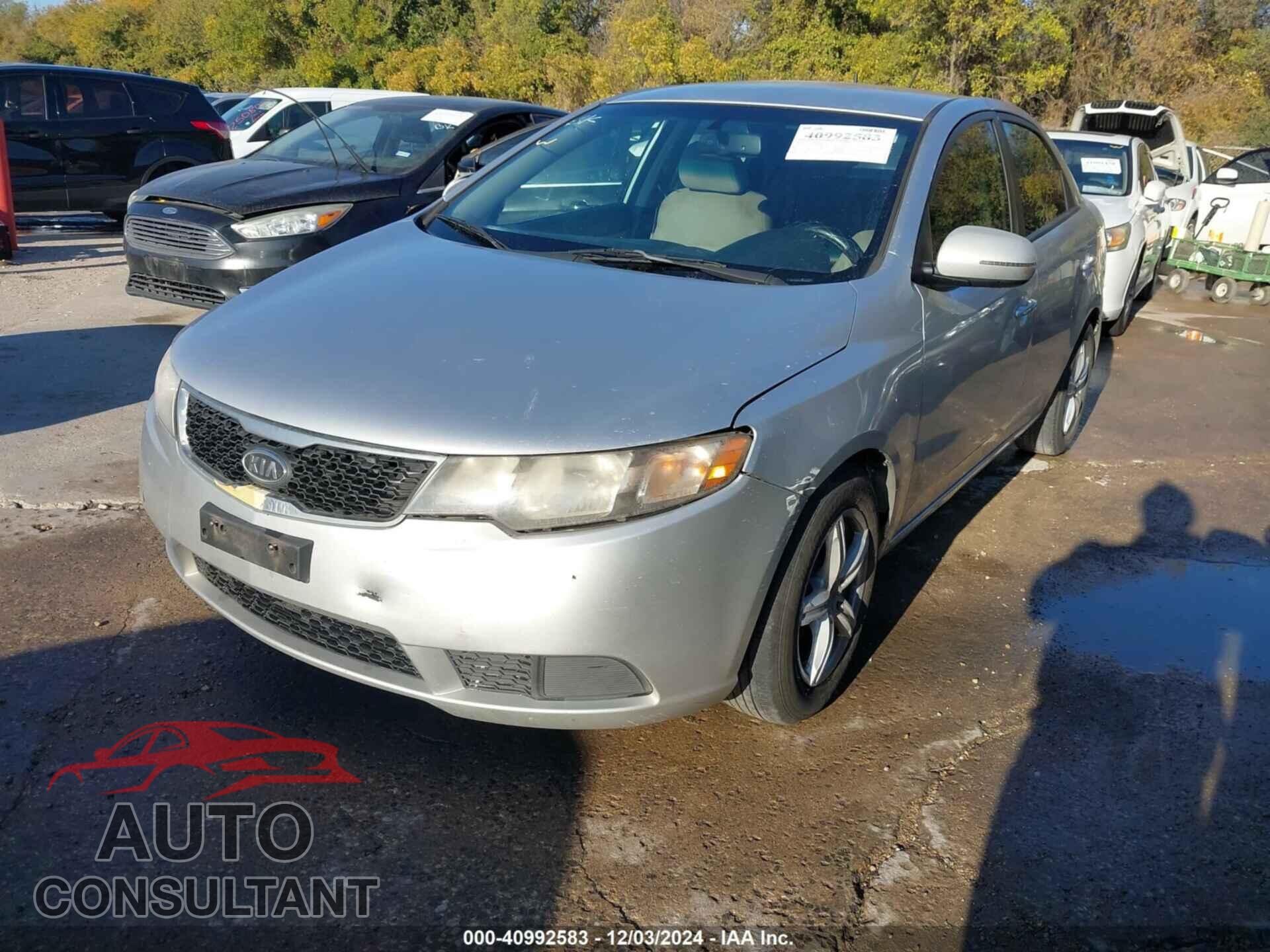 KIA FORTE 2011 - KNAFU4A22B5465680