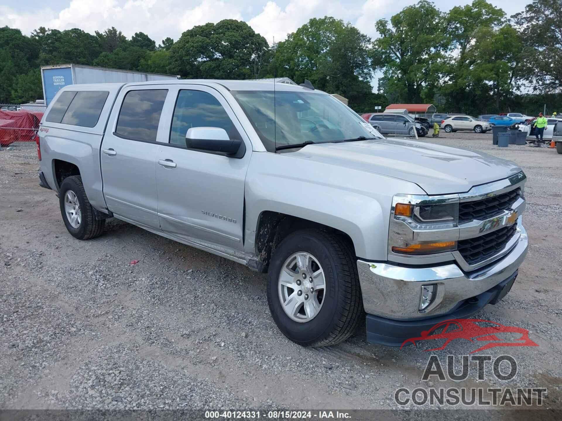 CHEVROLET SILVERADO 1500 2018 - 3GCUKREH2JG395519
