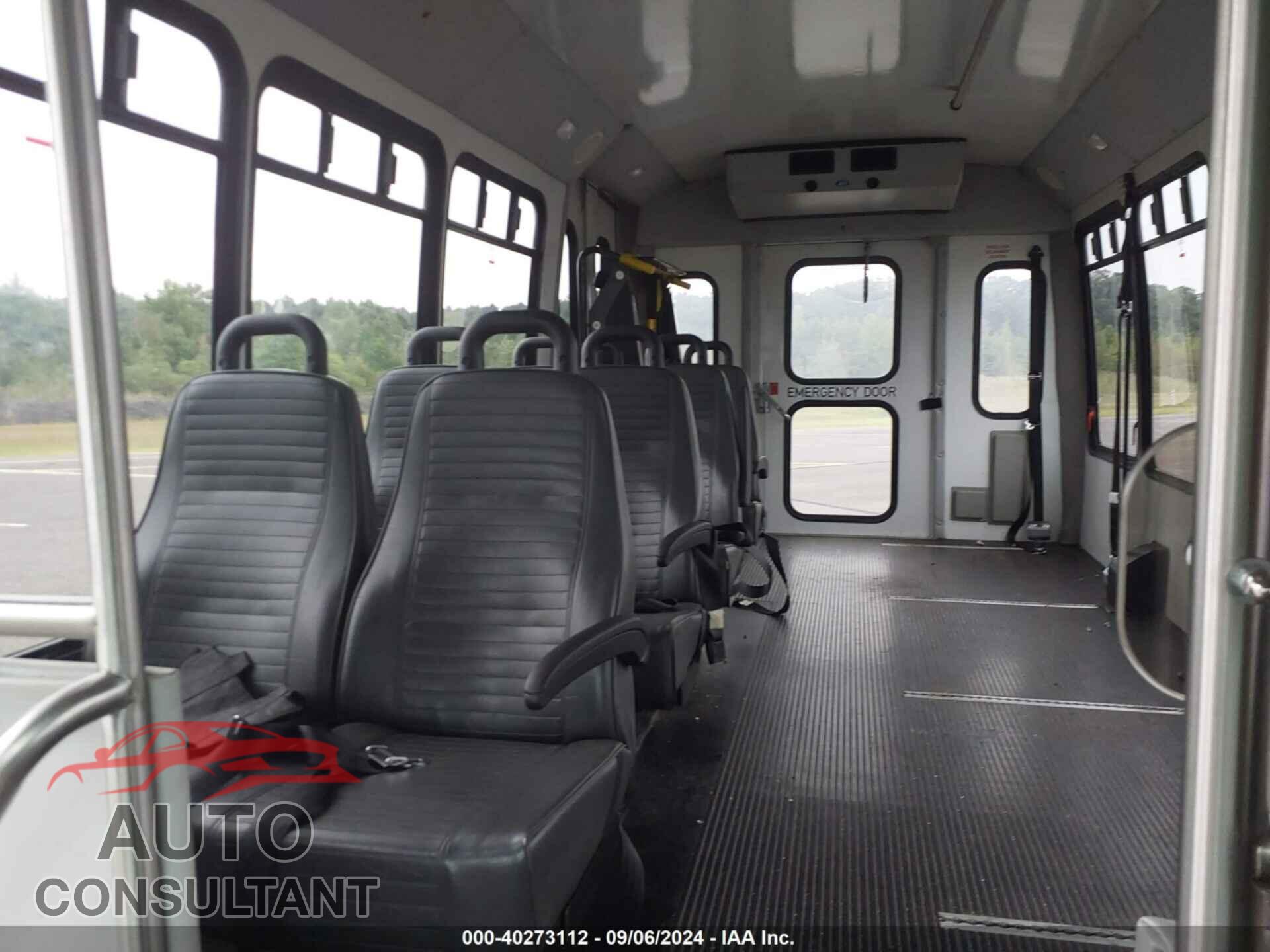 FORD E-450 CUTAWAY 2015 - 1FDFE4FS6FDA12159
