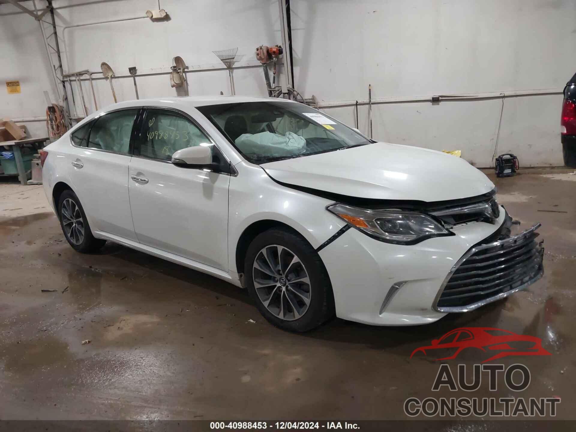 TOYOTA AVALON 2018 - 4T1BK1EB1JU278060