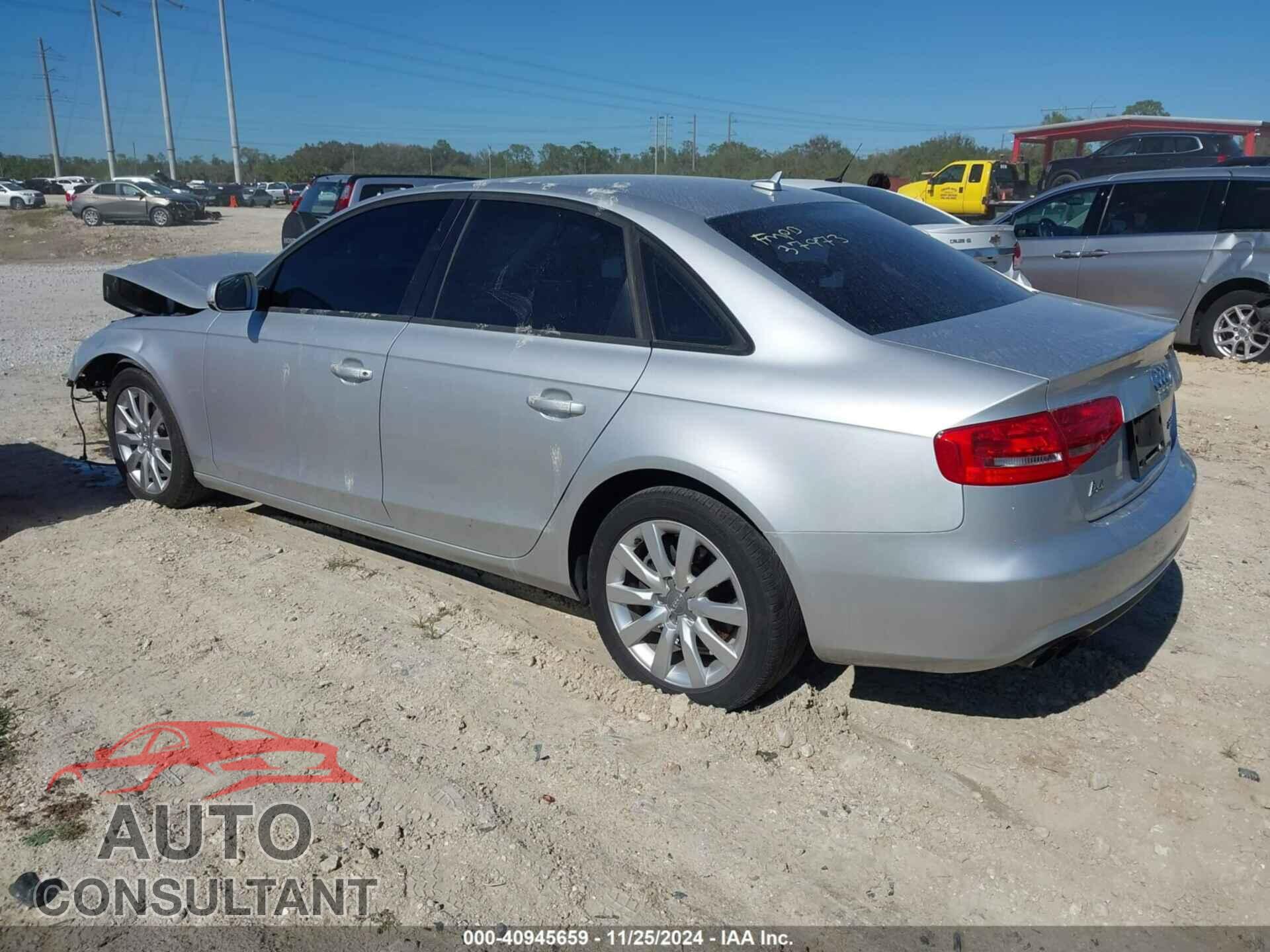 AUDI A4 2013 - WAUAFAFL4DN046737