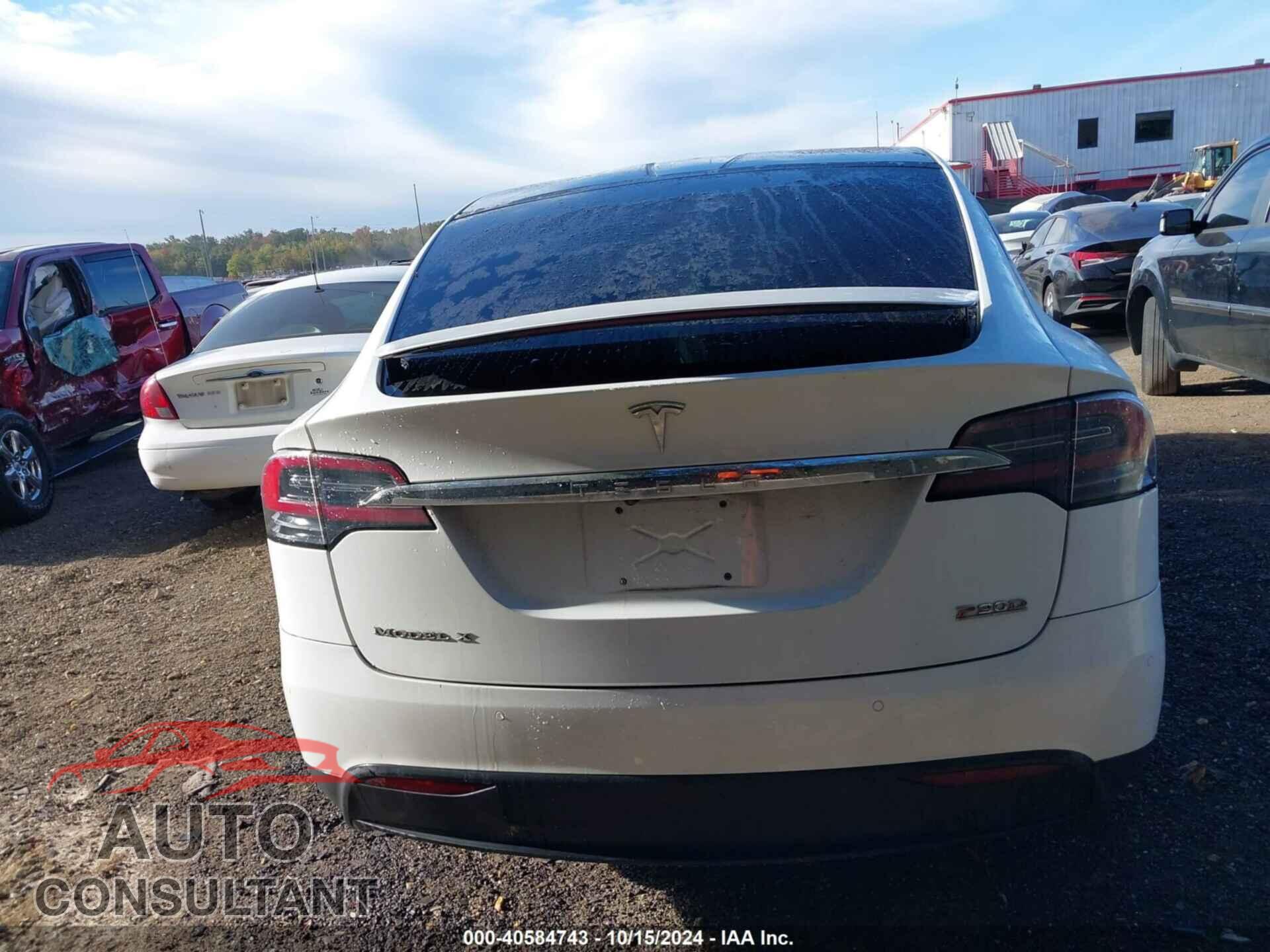 TESLA MODEL X 2016 - 5YJXCBE44GF013780