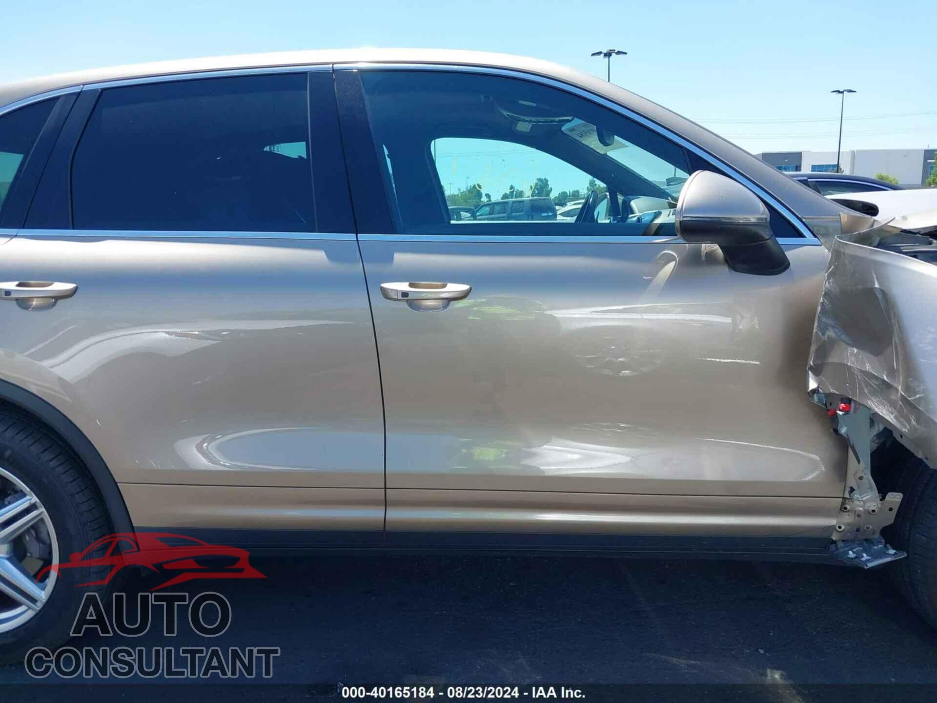 PORSCHE CAYENNE 2016 - WP1AA2A22GLA04295