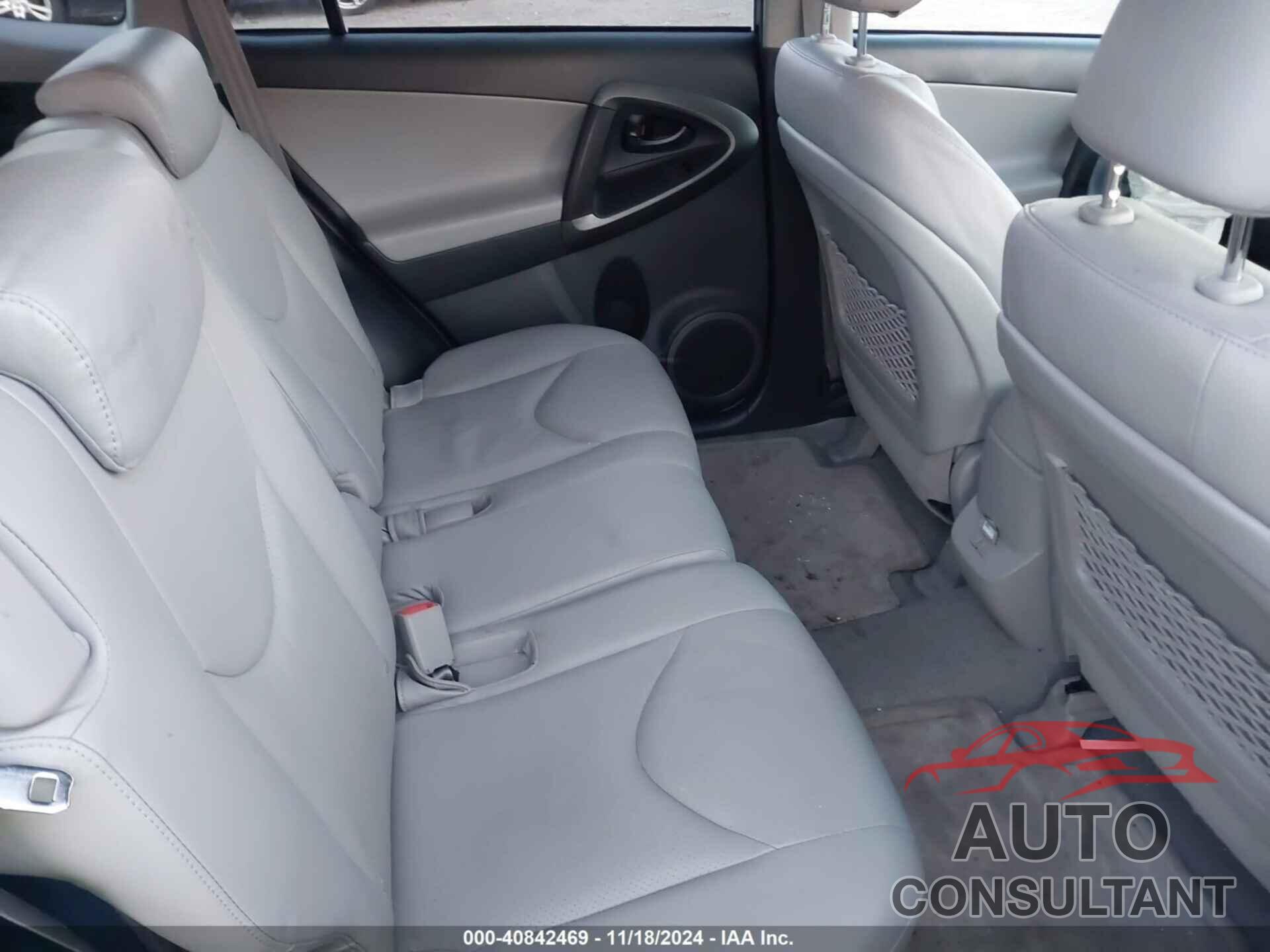 TOYOTA RAV4 2011 - 2T3DF4DV9BW092740