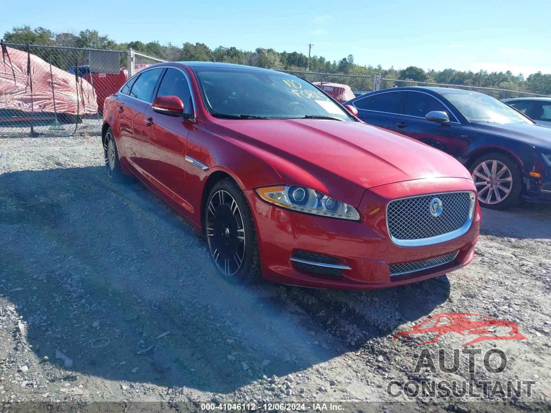 JAGUAR XJ 2013 - SAJWJ2GD6D8V51327