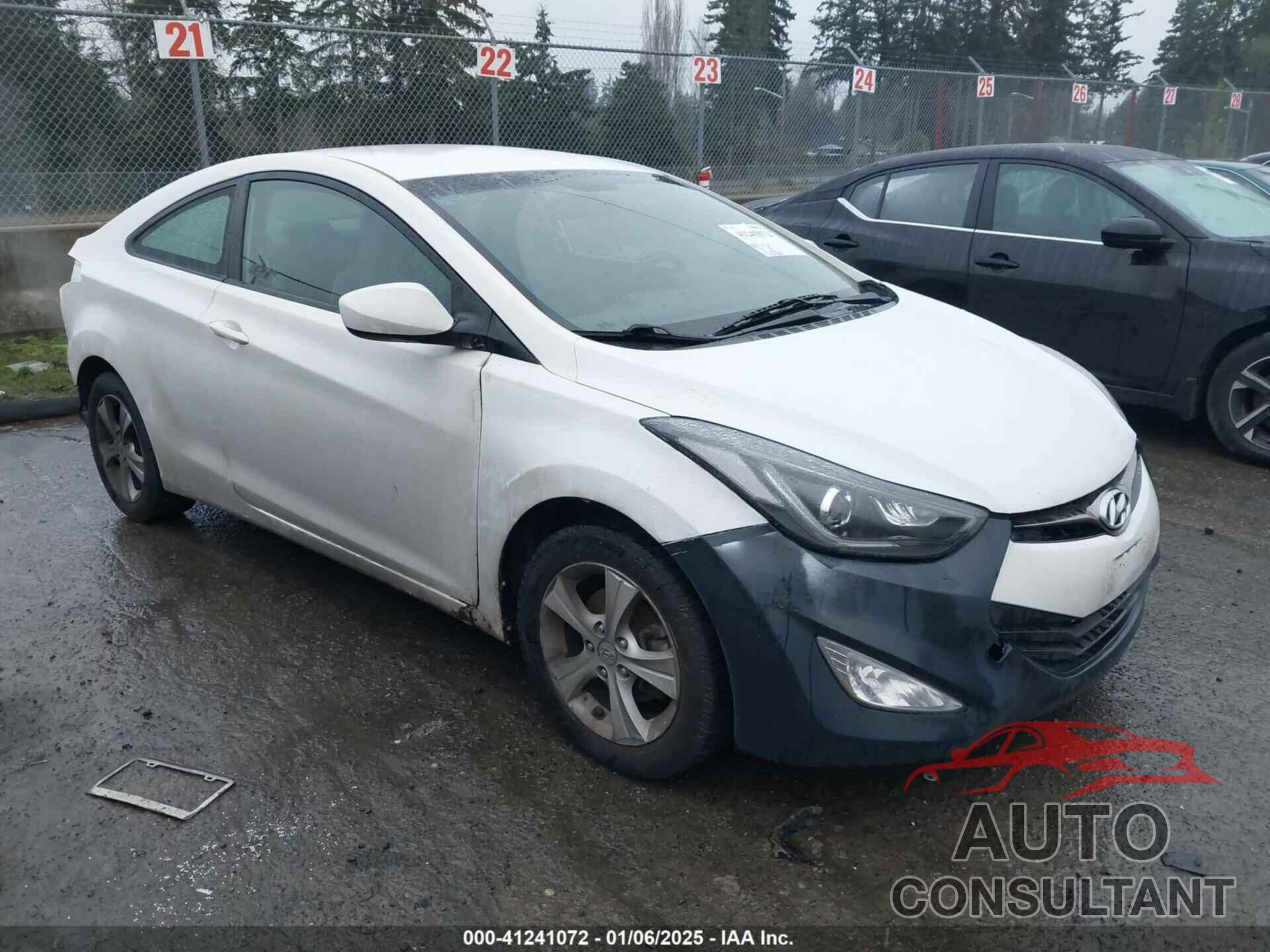 HYUNDAI ELANTRA 2013 - KMHDH6AE1DU004432