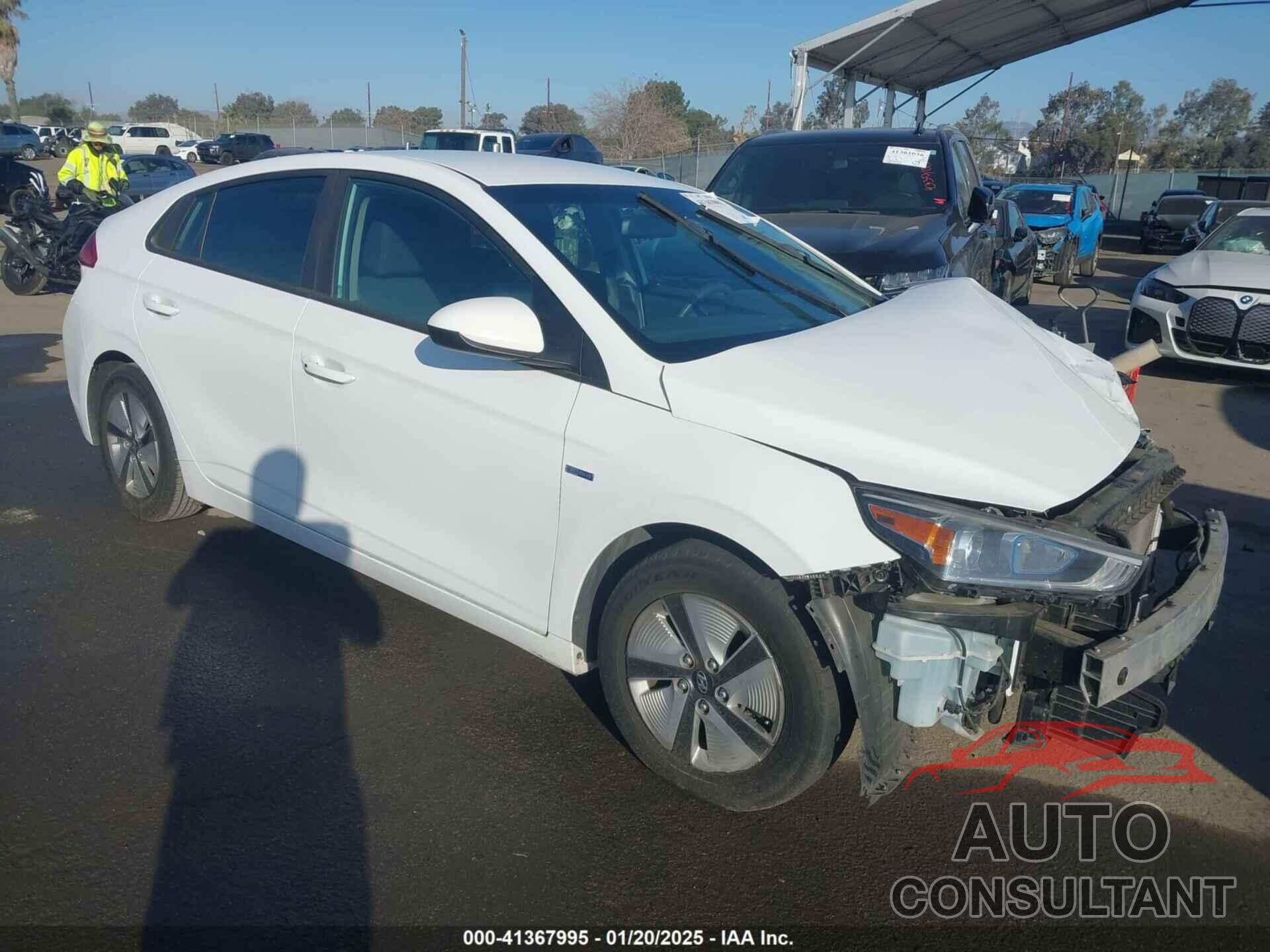 HYUNDAI IONIQ HYBRID 2019 - KMHC65LC7KU140150
