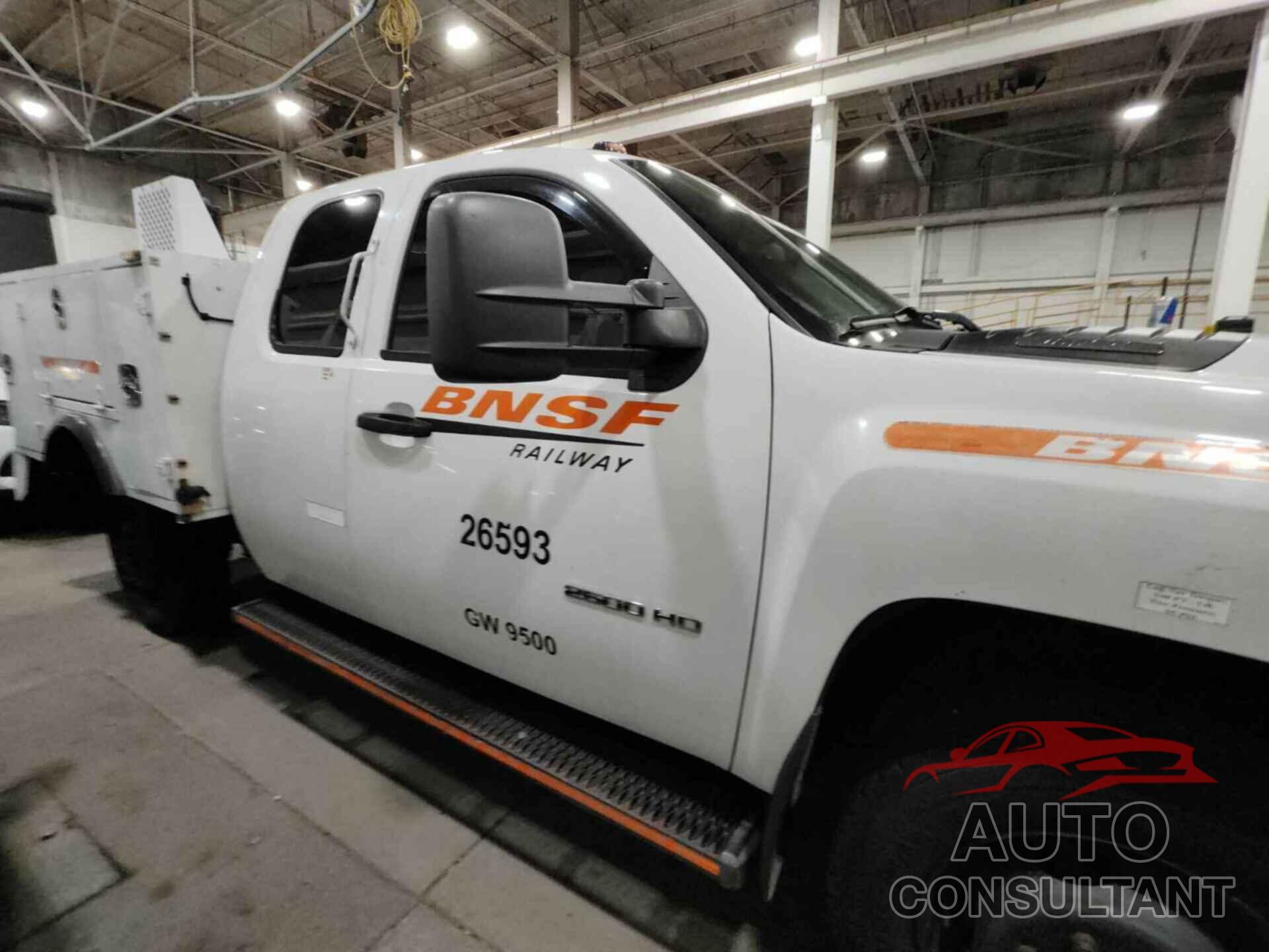 CHEVROLET SILVERADO 2013 - 1GC2KVCG5DZ207767