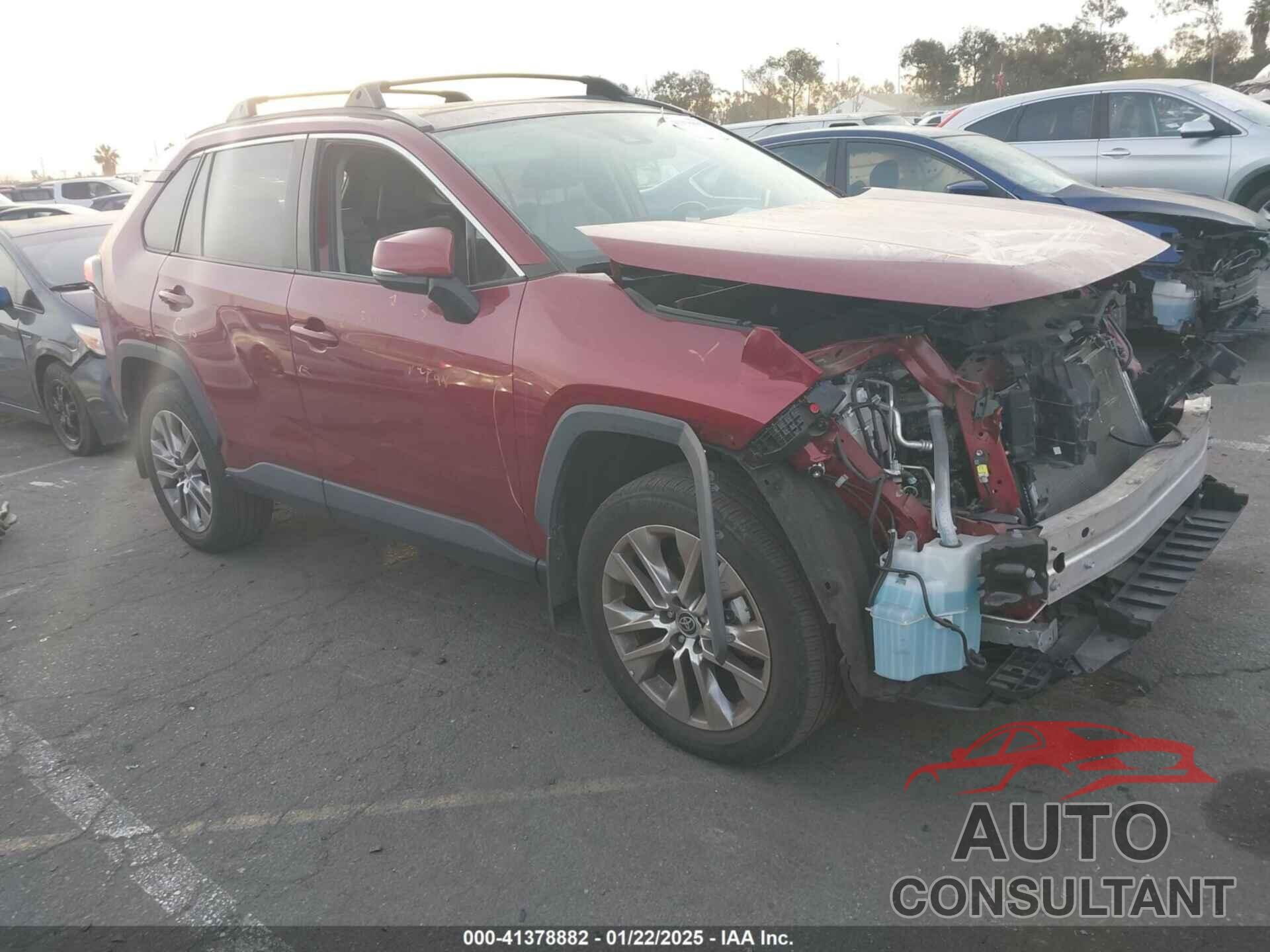 TOYOTA RAV4 2022 - 2T3C1RFV8NW192093