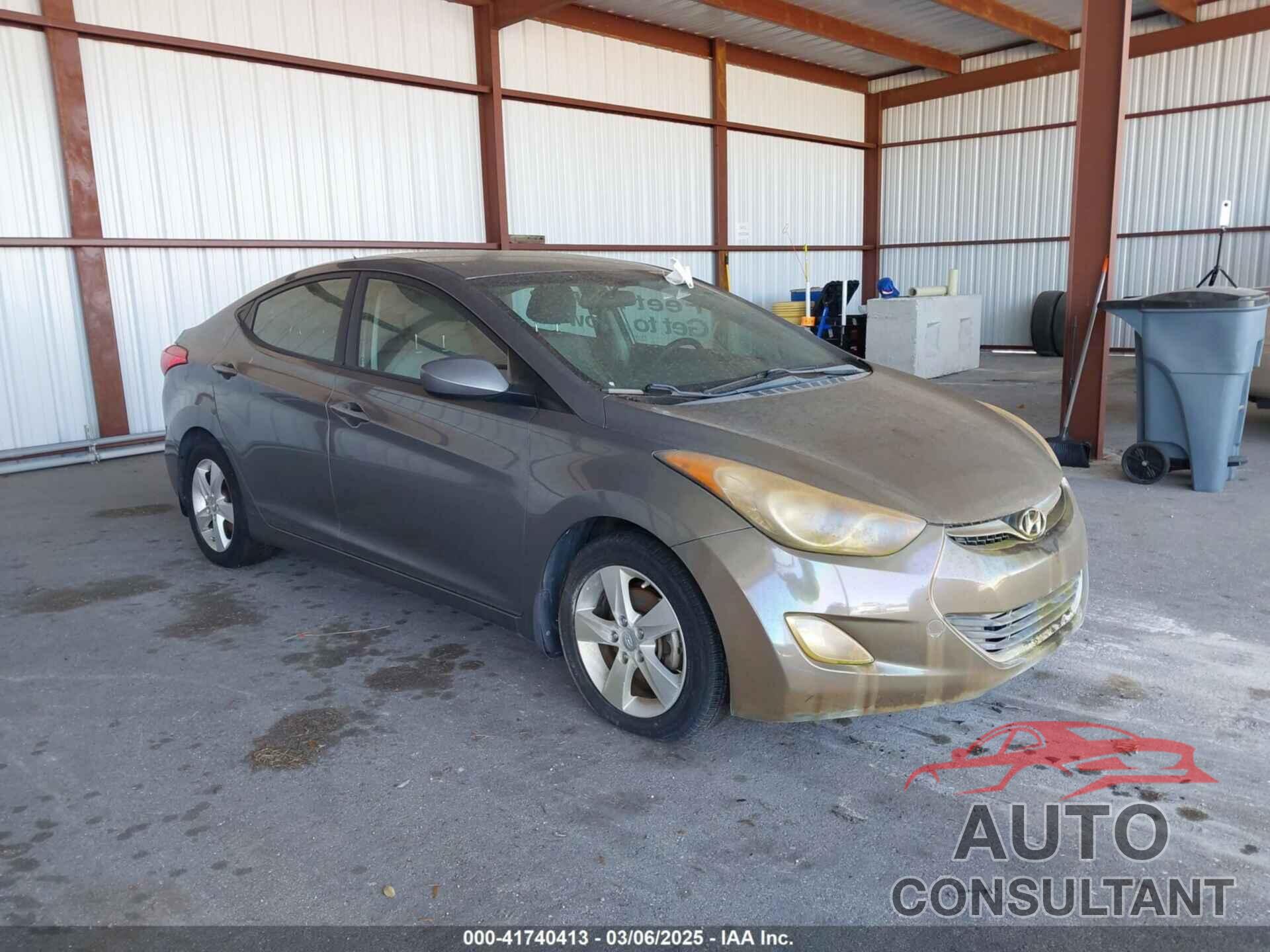 HYUNDAI ELANTRA 2013 - 5NPDH4AE7DH297711