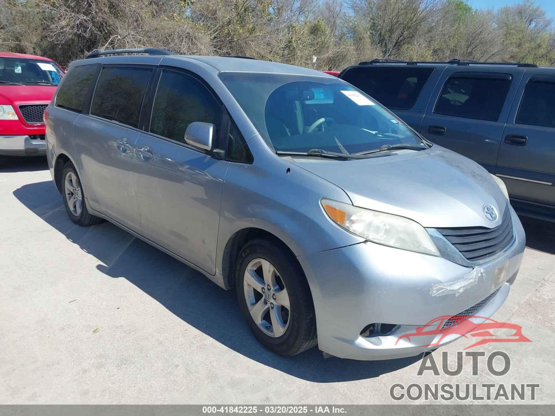 TOYOTA SIENNA 2013 - 5TDKK3DC2DS389493