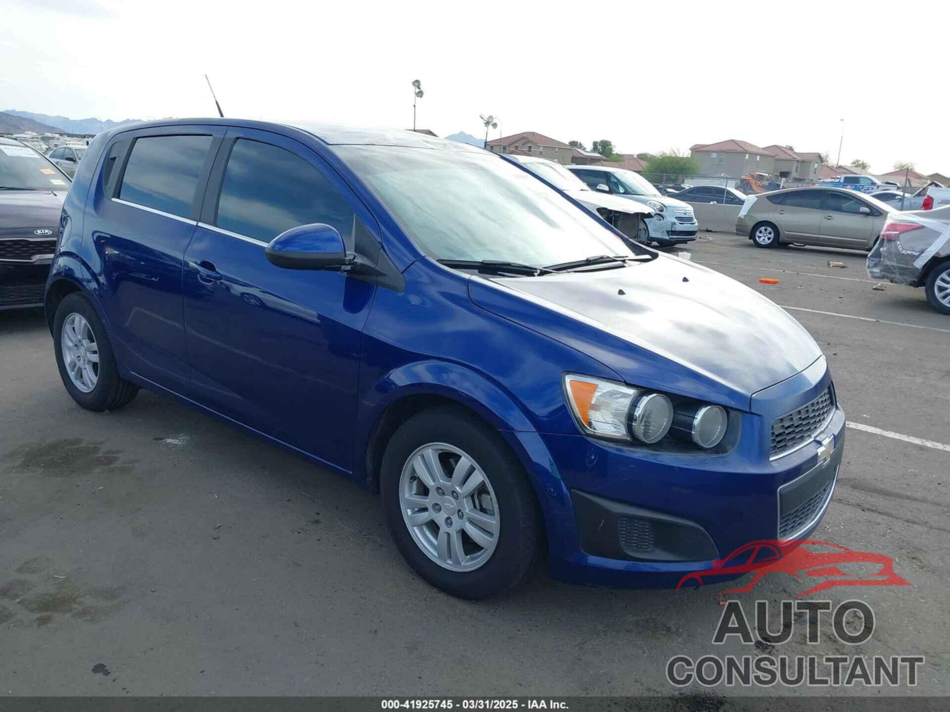 CHEVROLET SONIC 2014 - 1G1JC6SB0E4205646