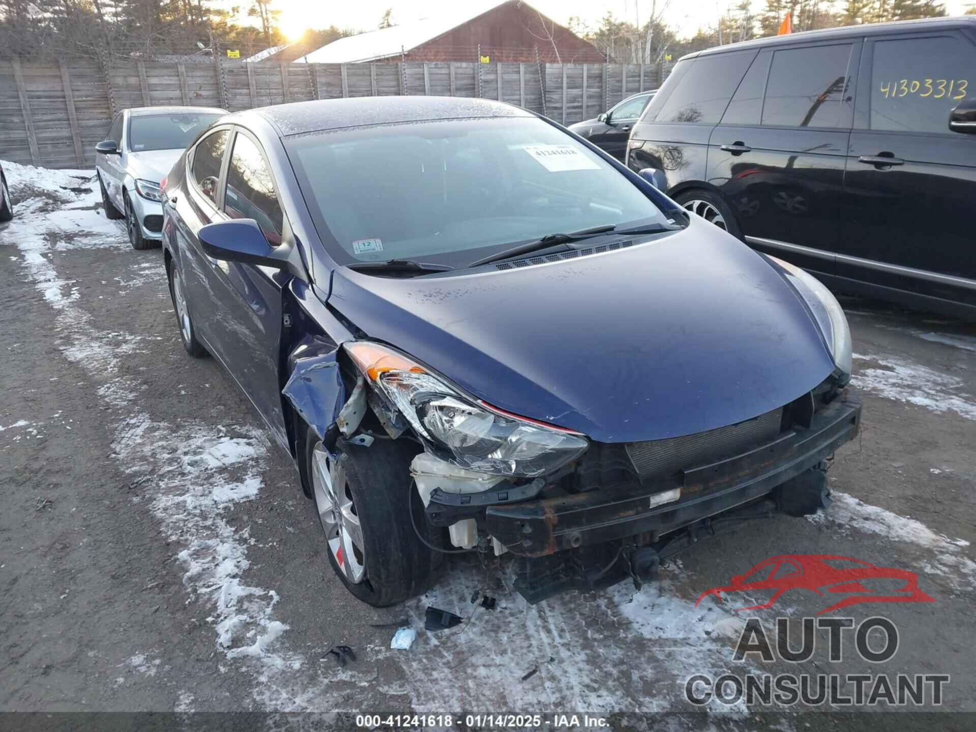 HYUNDAI ELANTRA 2013 - 5NPDH4AE2DH408519