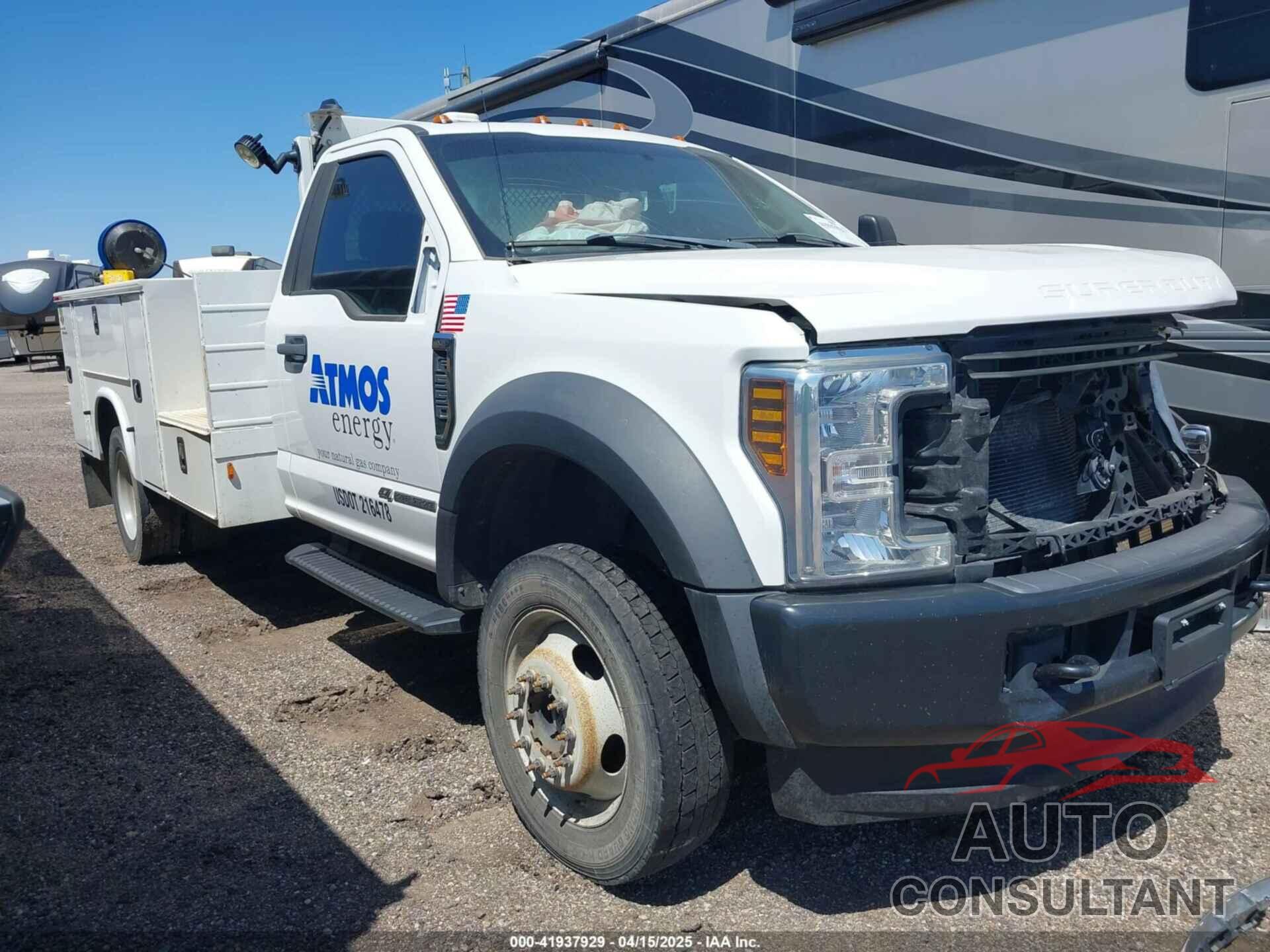 FORD F-550 CHASSIS 2019 - 1FDUF5HT6KEE59787