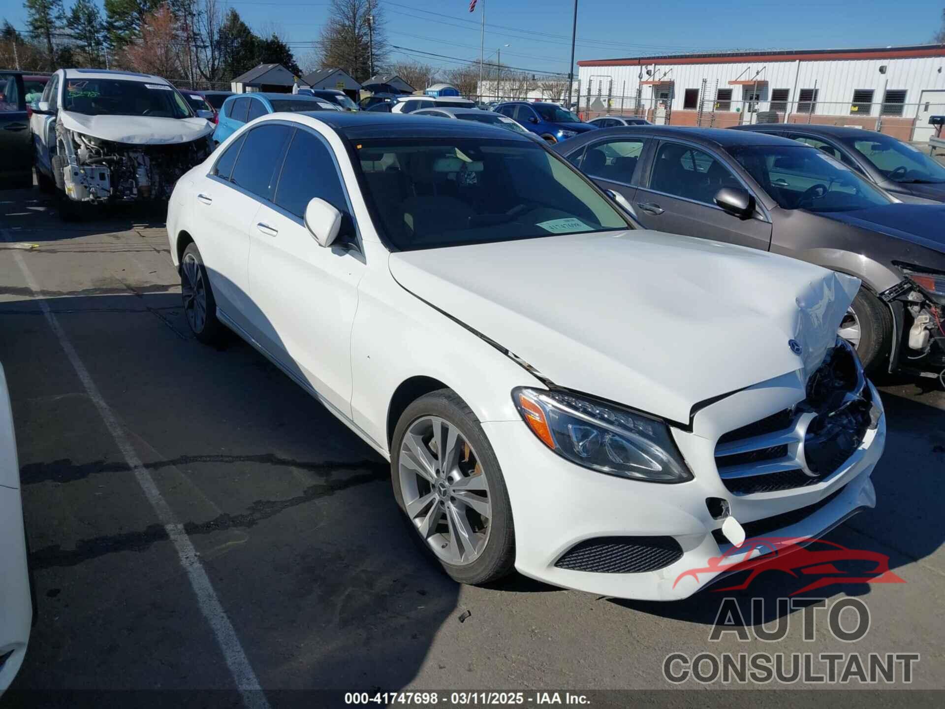 MERCEDES-BENZ C 300 2018 - 55SWF4KB9JU244987