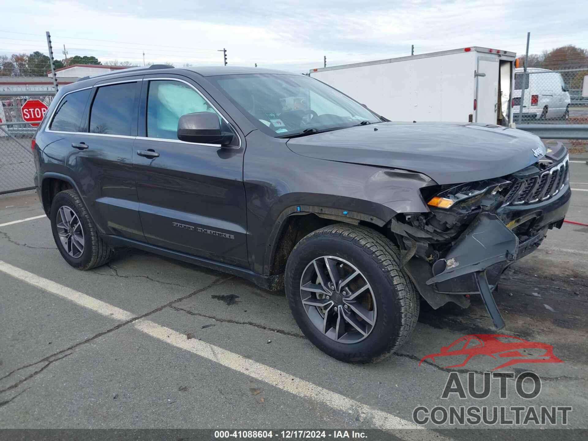 JEEP GRAND CHEROKEE 2019 - 1C4RJEAG3KC580777