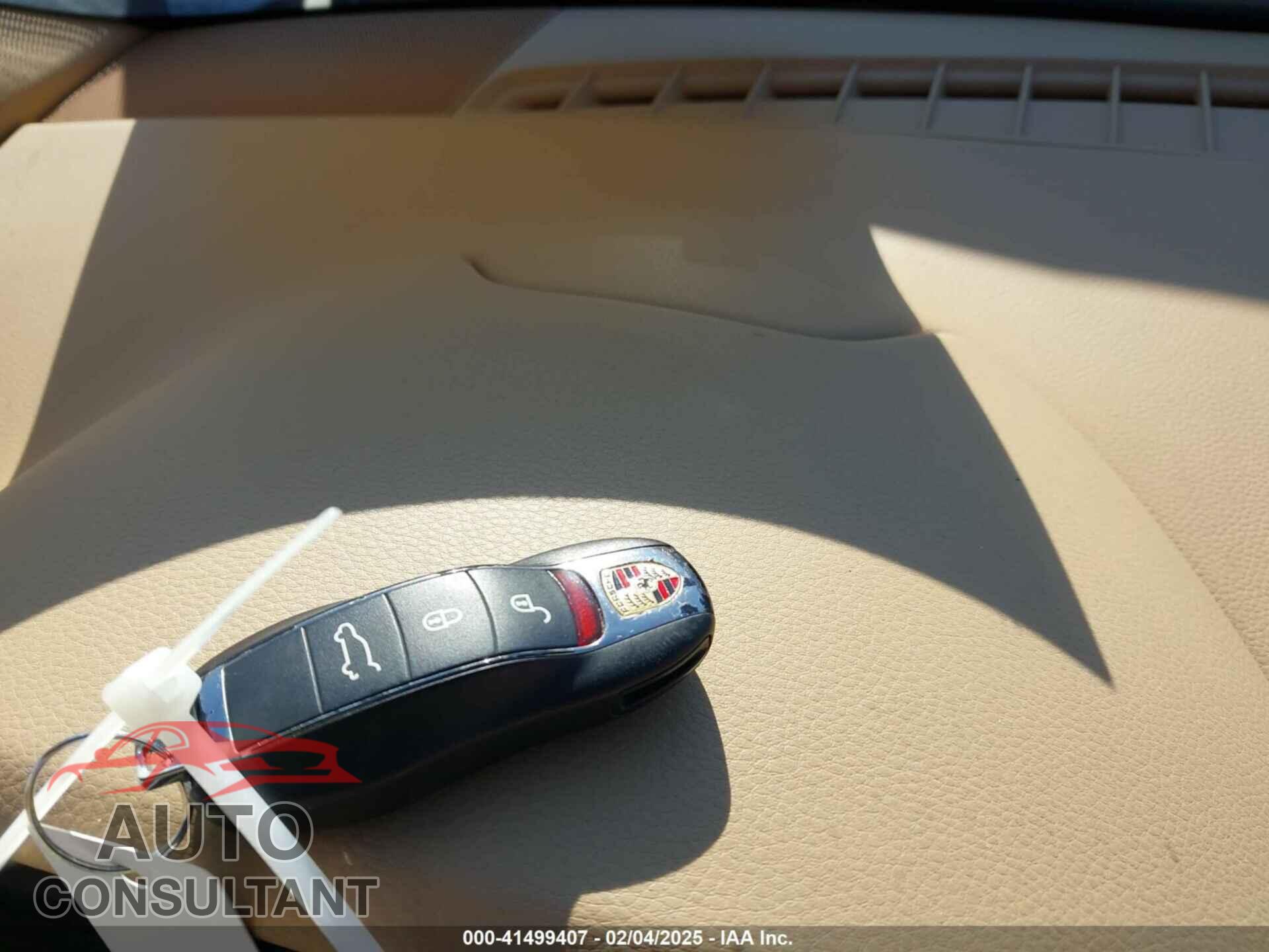 PORSCHE CAYENNE 2017 - WP1AA2A24HKA86733