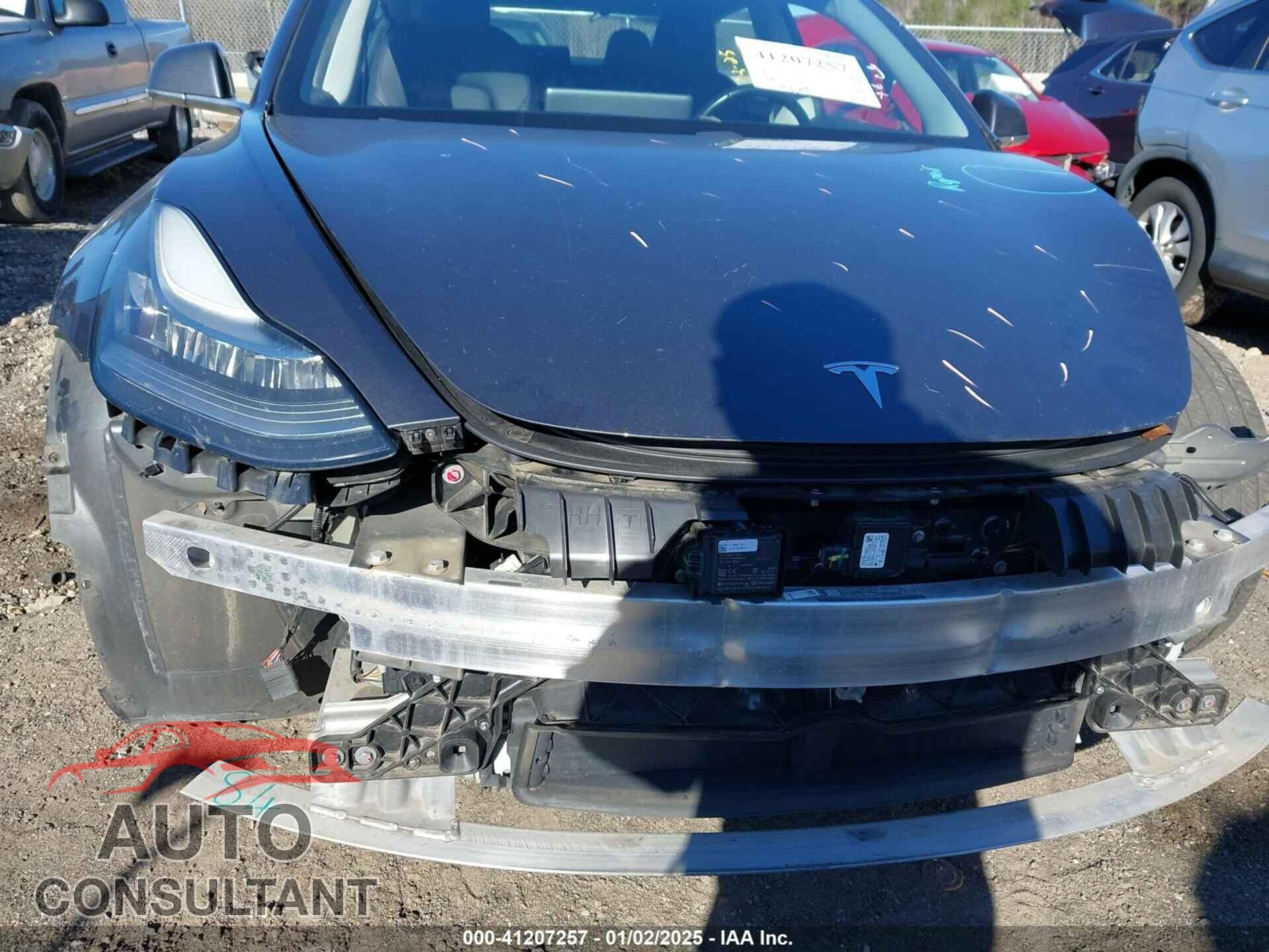 TESLA MODEL 3 2018 - 5YJ3E1EA9JF018814