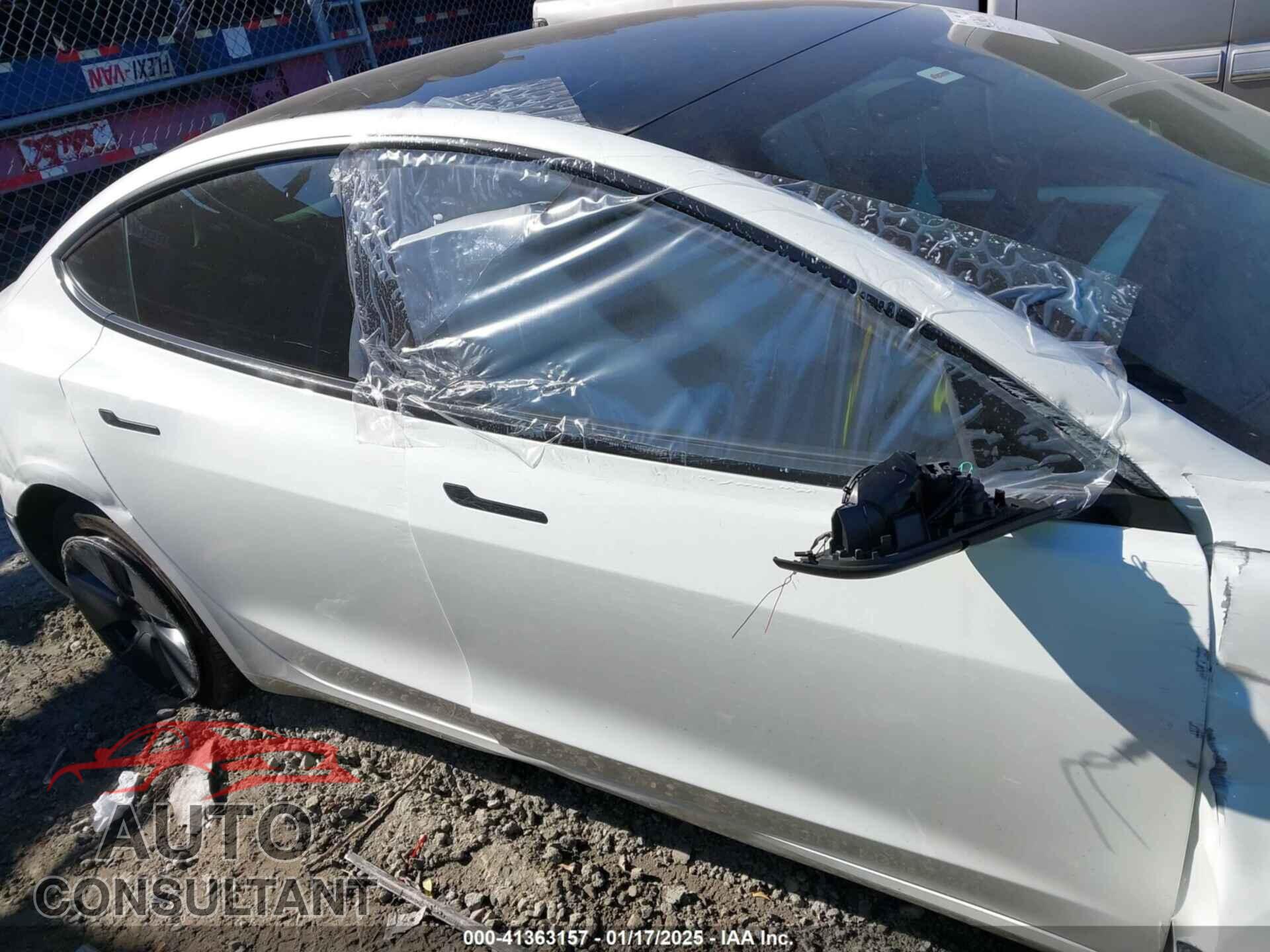 TESLA MODEL 3 2023 - 5YJ3E1EA4PF482005