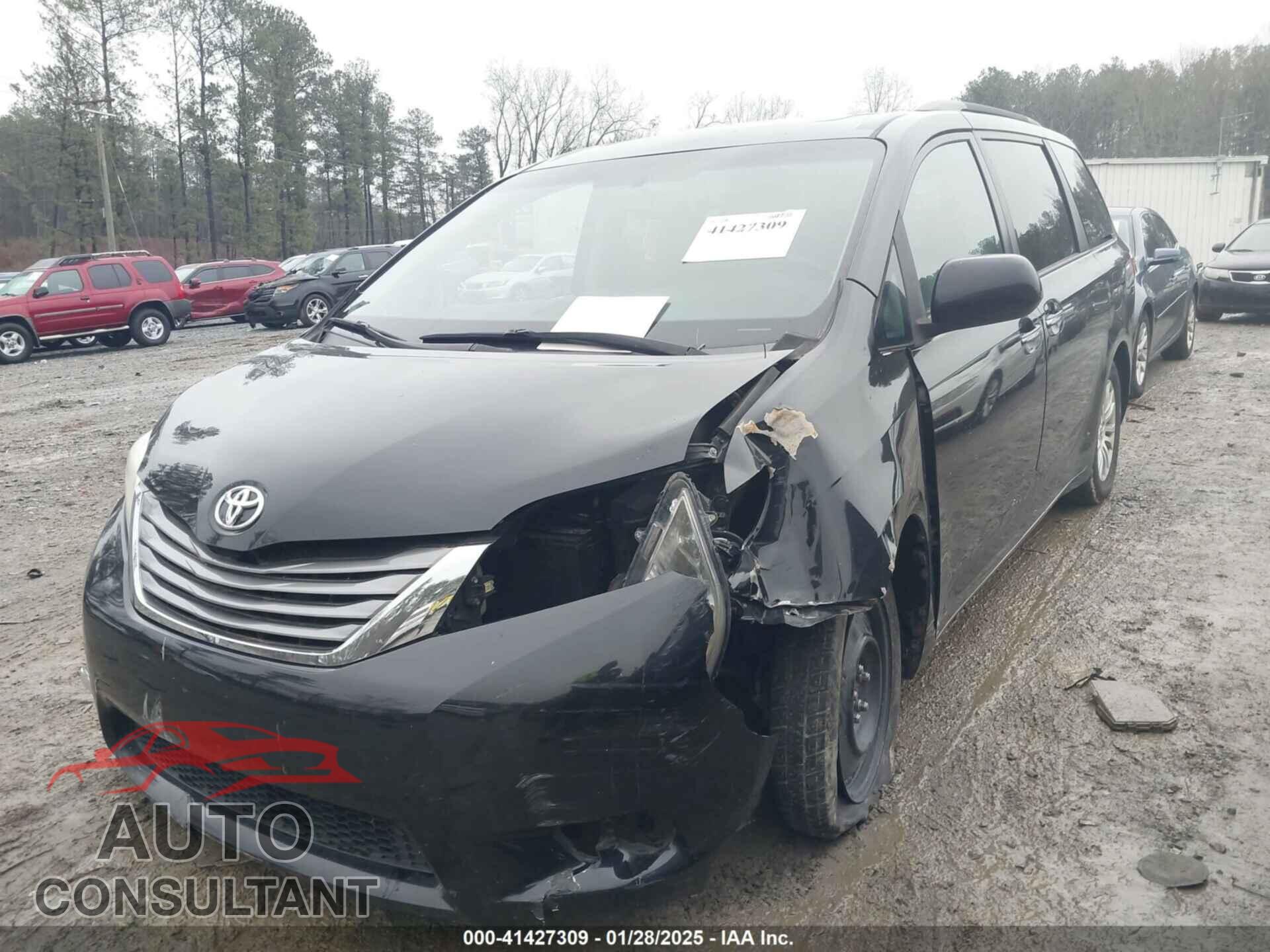 TOYOTA SIENNA 2017 - 5TDYZ3DC4HS784545