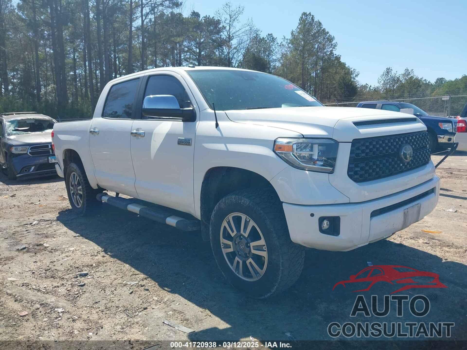 TOYOTA TUNDRA 2019 - 5TFAY5F14KX803995