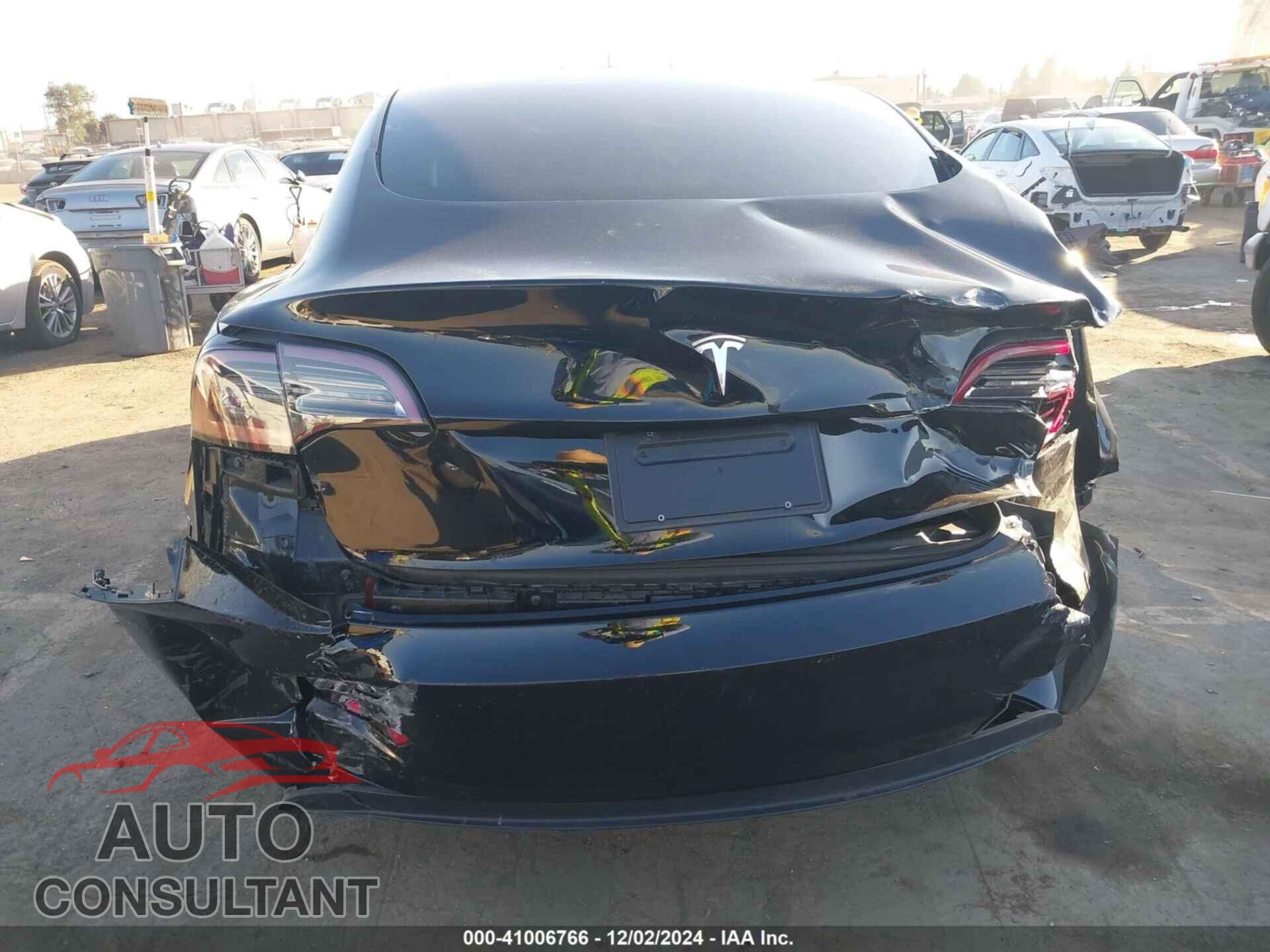 TESLA MODEL 3 2023 - 5YJ3E1EA4PF483252