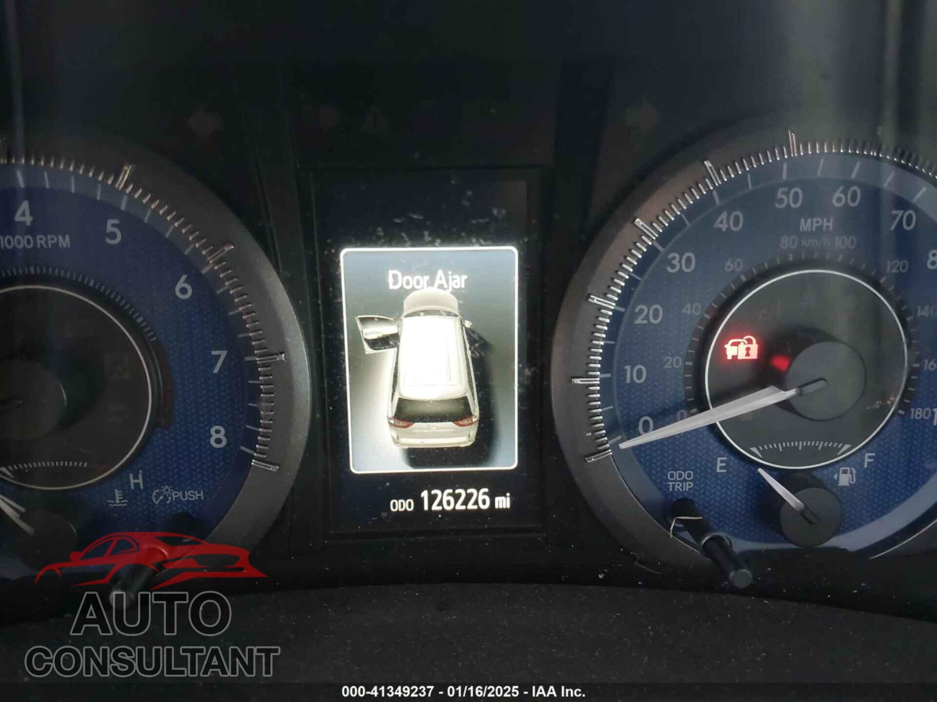 TOYOTA SIENNA 2016 - 5TDYK3DC3GS708043