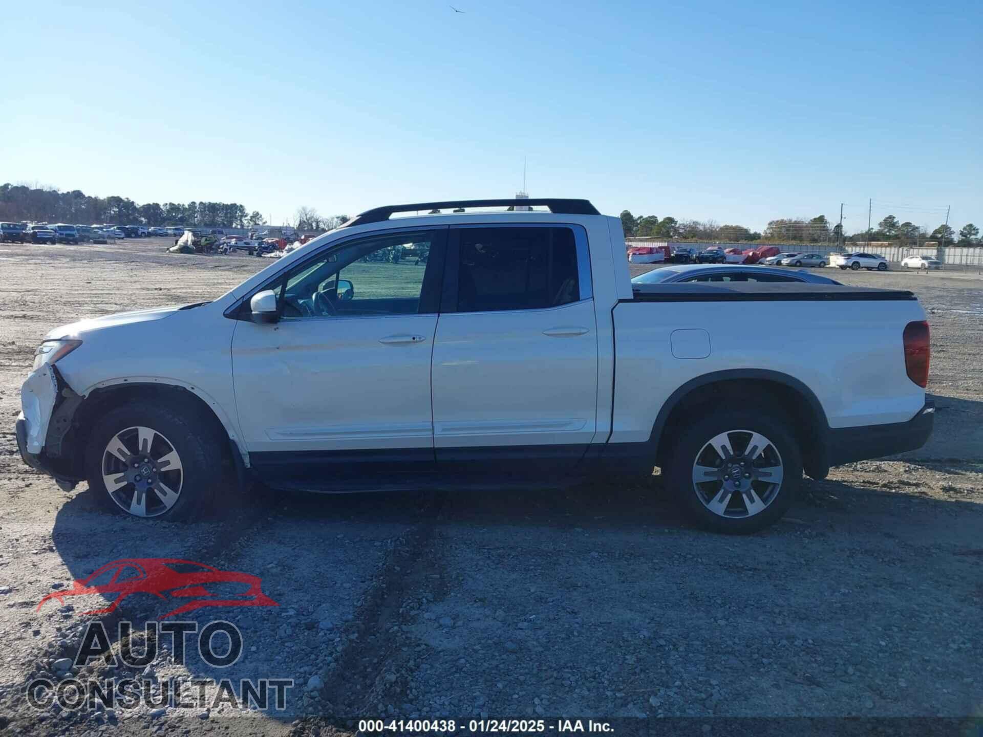 HONDA RIDGELINE 2017 - 5FPYK3F5XHB016664