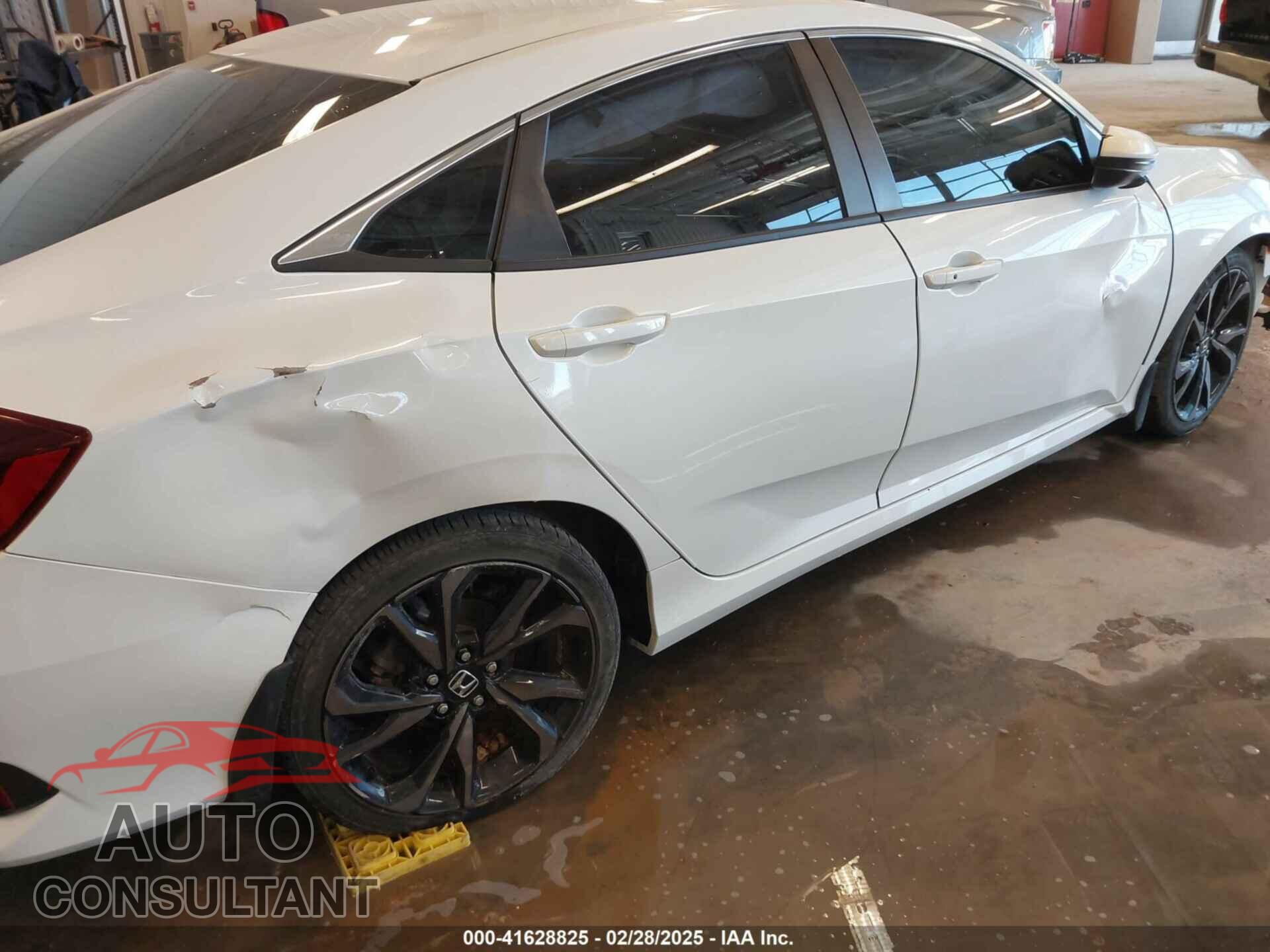 HONDA CIVIC 2020 - 19XFC2F81LE005200