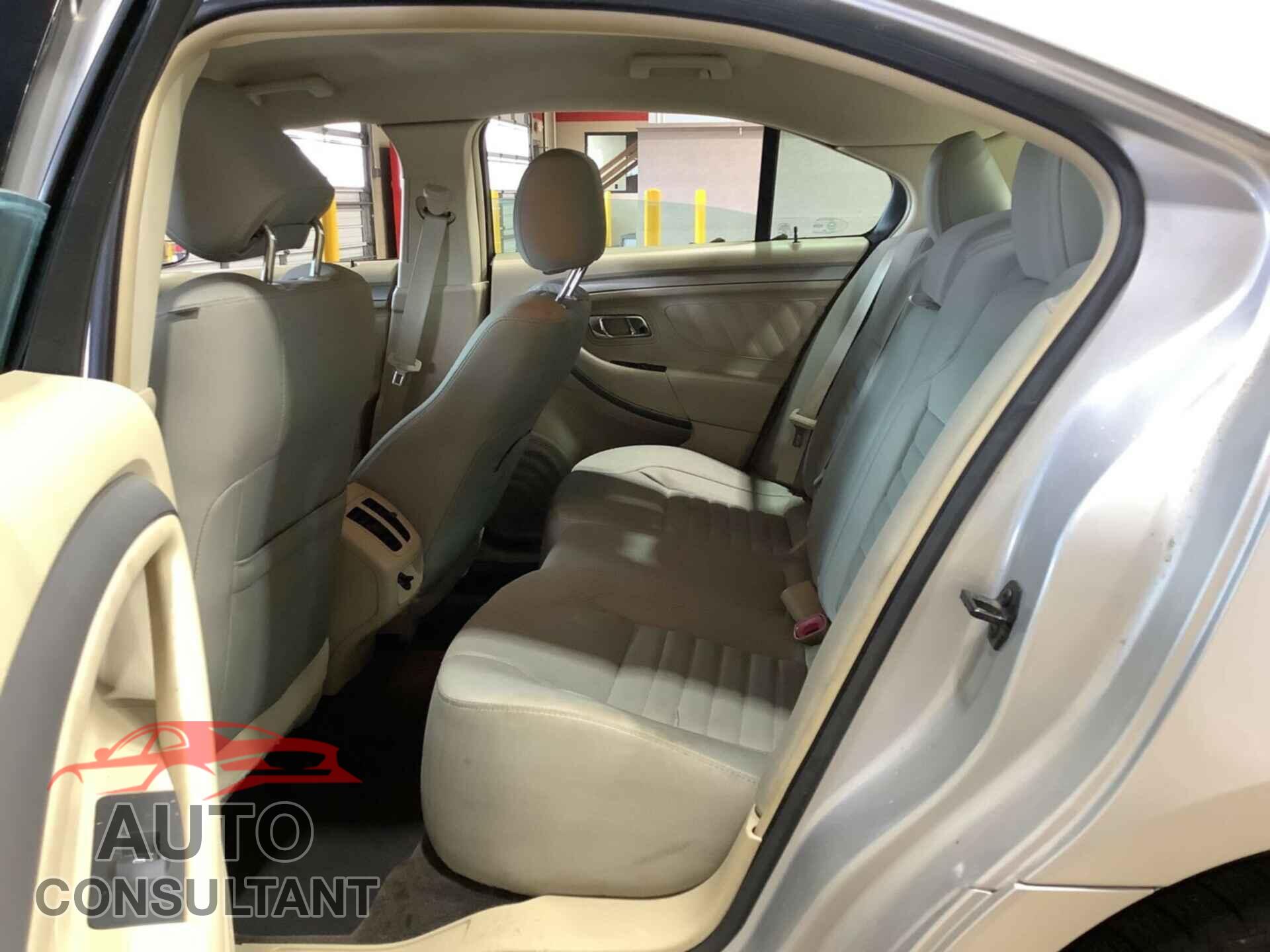 FORD TAURUS 2013 - 1FAHP2D83DG183312