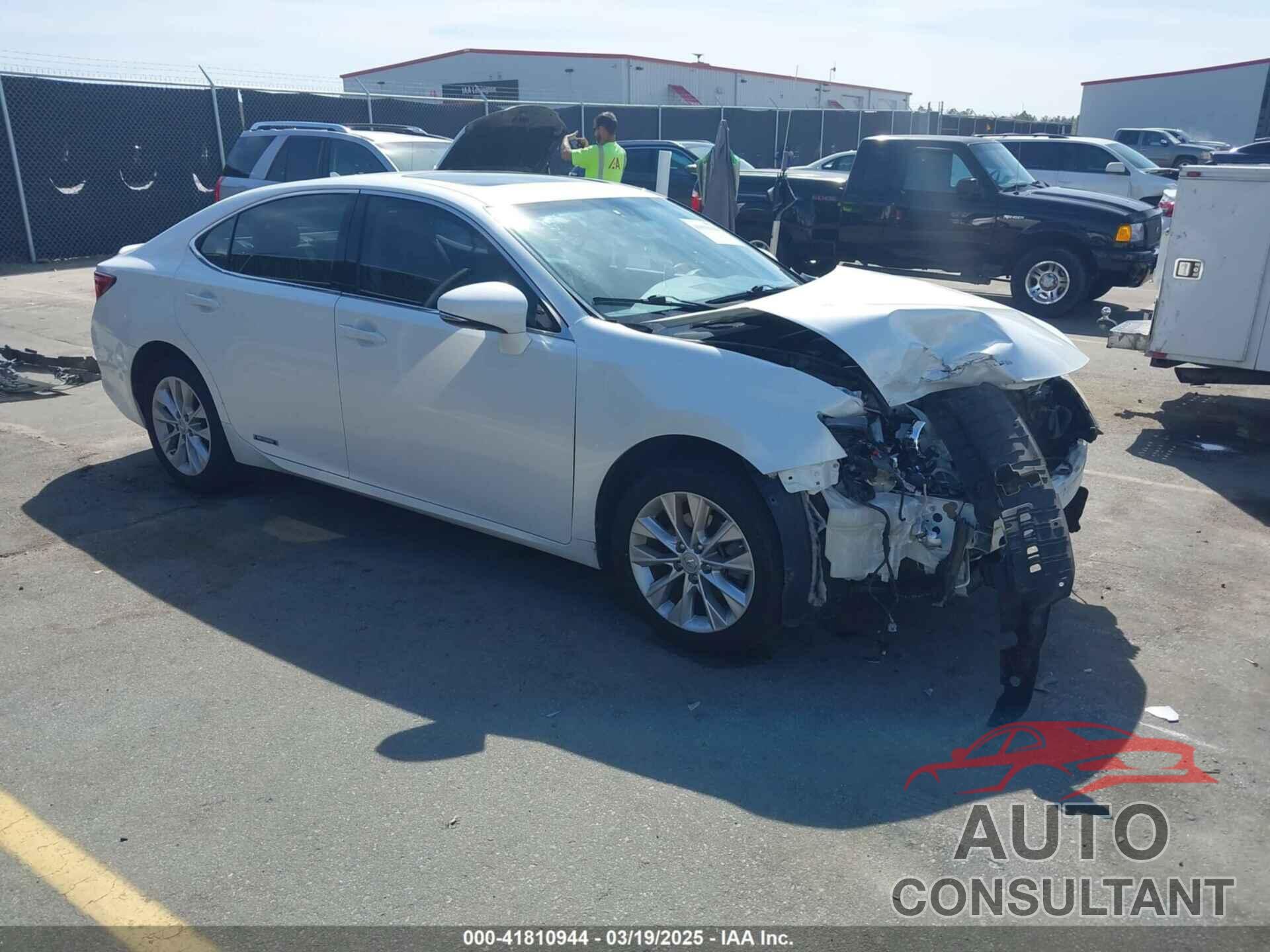 LEXUS ES 300H 2013 - JTHBW1GG6D2012937