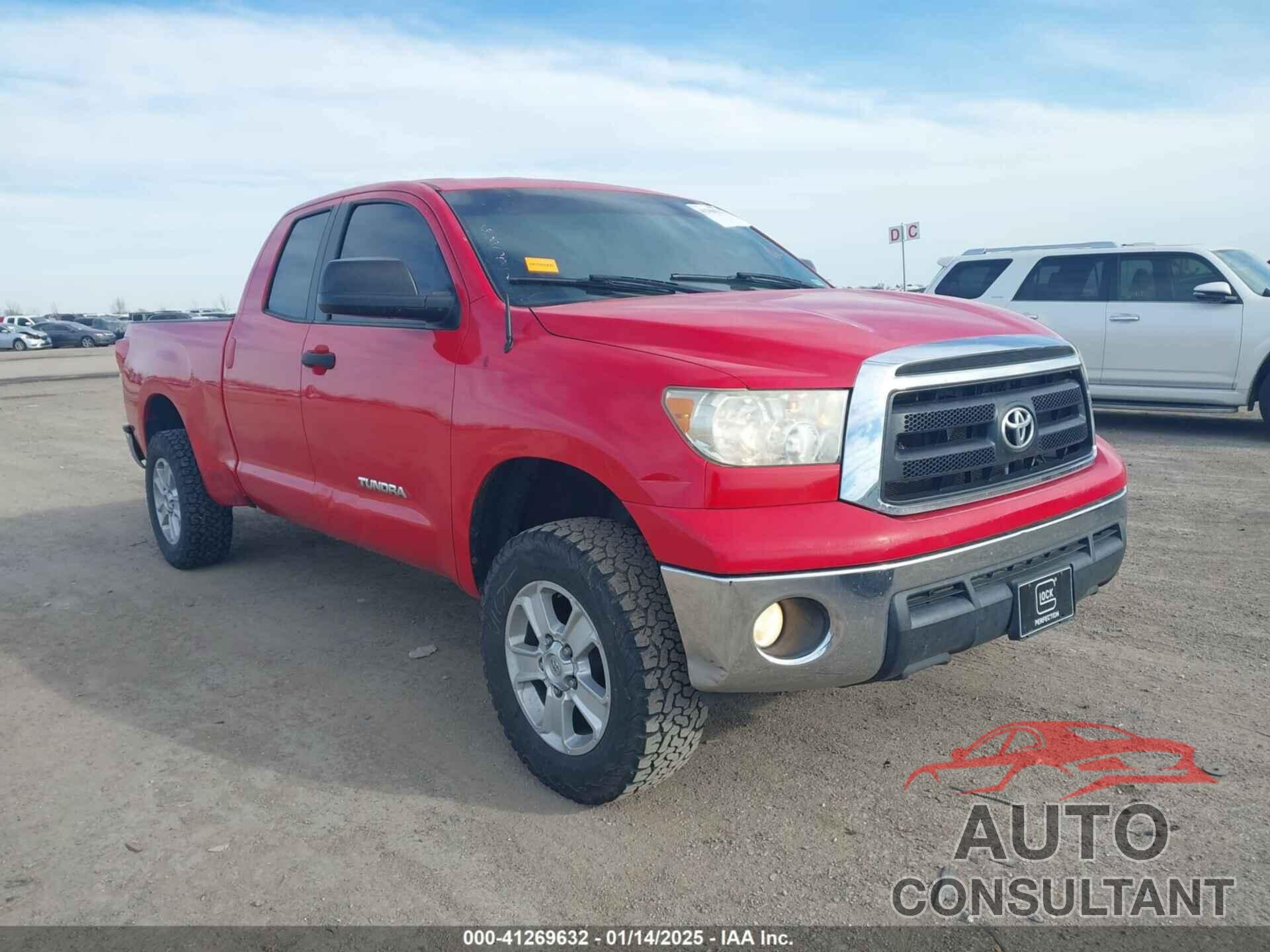 TOYOTA TUNDRA 2011 - 5TFRM5F16BX022782