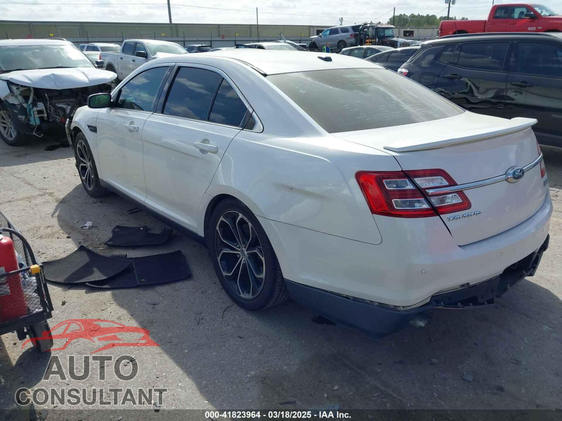 FORD TAURUS 2015 - 1FAHP2KT8FG202995