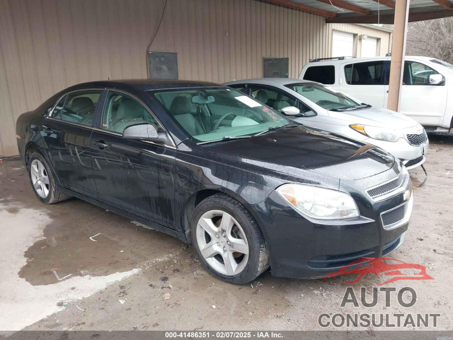 CHEVROLET MALIBU 2011 - 1G1ZB5E16BF218002