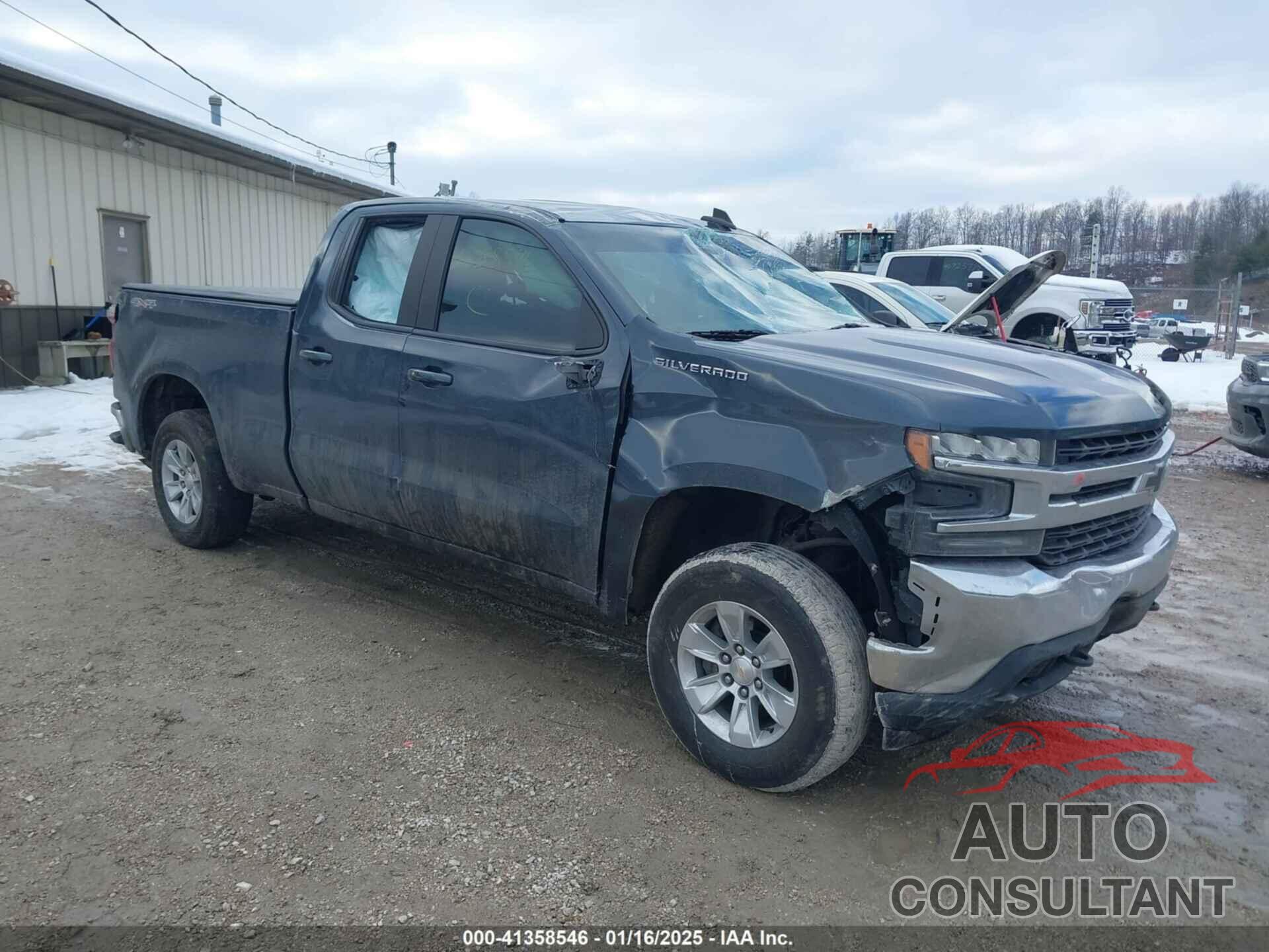 CHEVROLET SILVERADO 1500 2020 - 1GCRYDEK4LZ379098