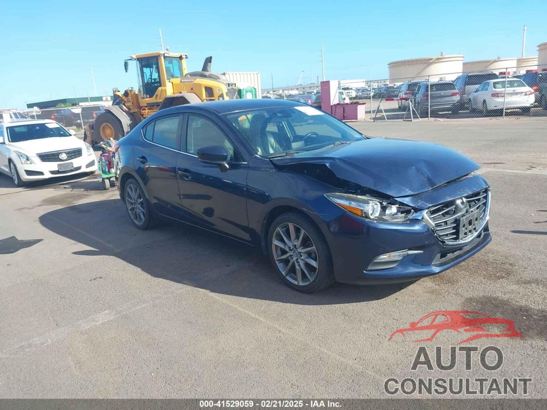 MAZDA MAZDA3 2018 - 3MZBN1V38JM254831