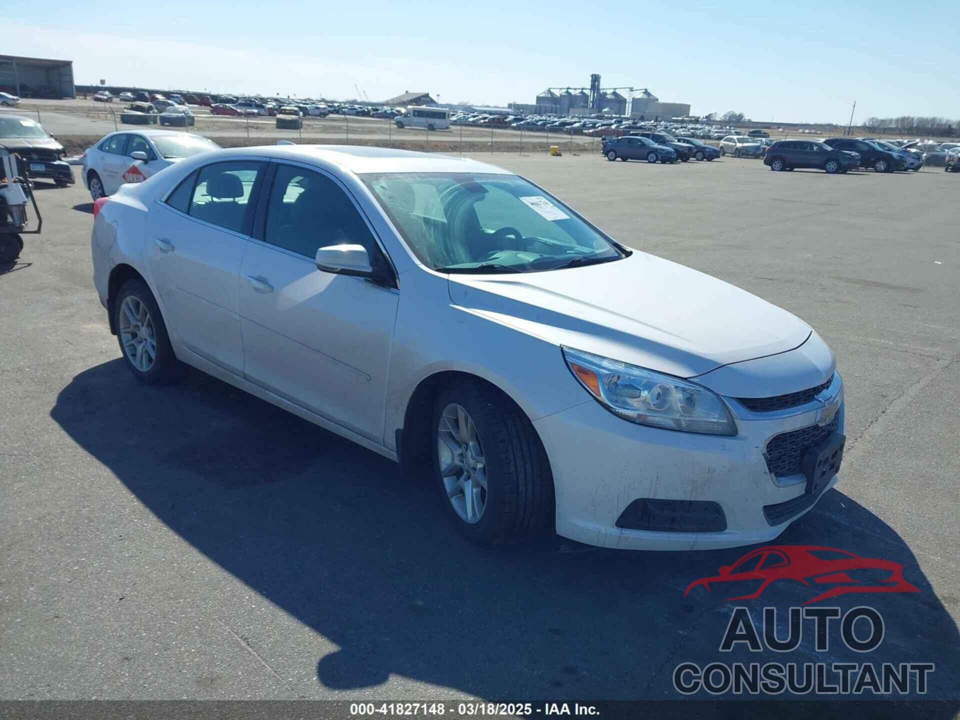 CHEVROLET MALIBU 2015 - 1G11C5SL8FF133247