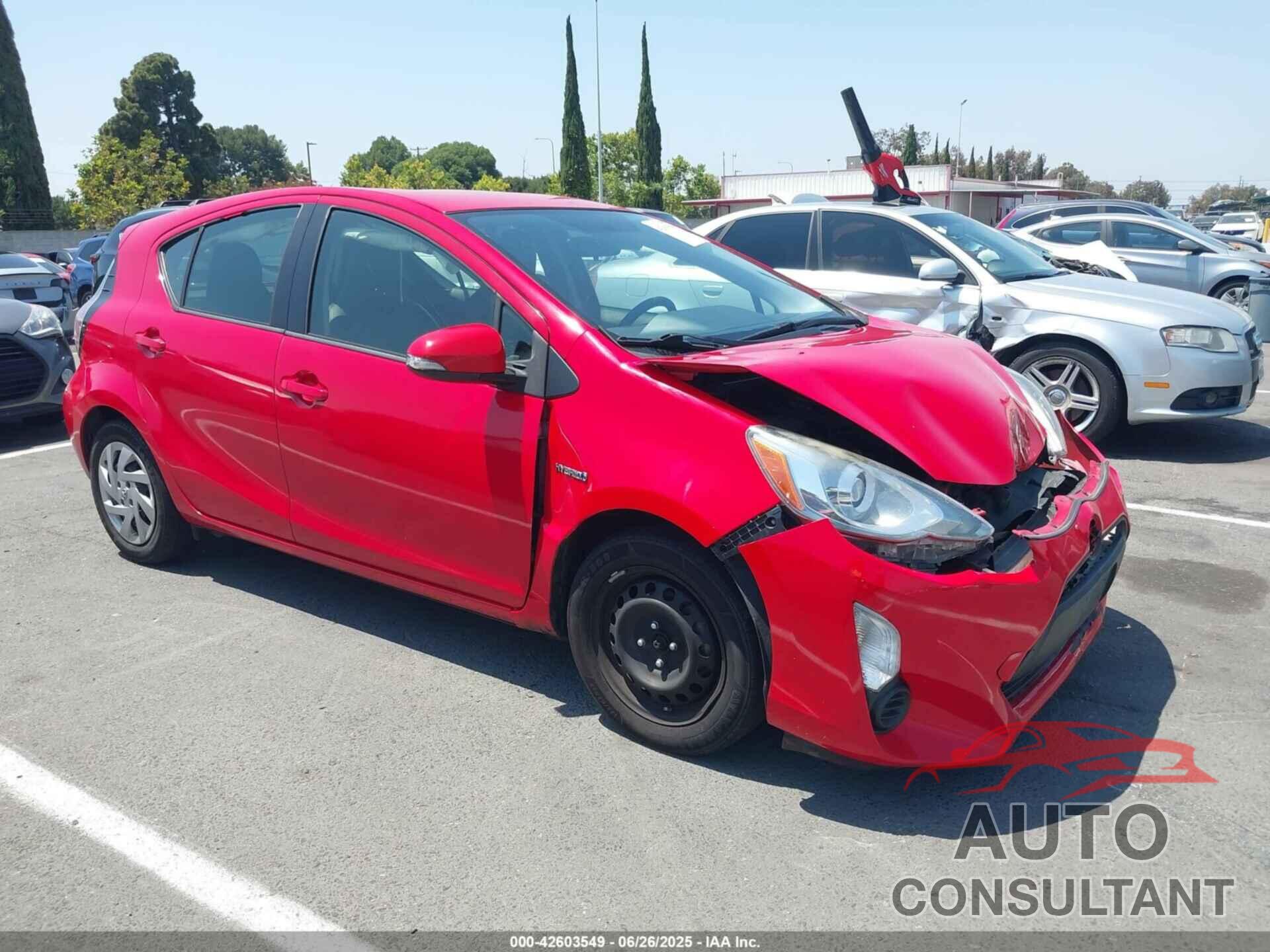 TOYOTA PRIUS C 2015 - JTDKDTB38F1095366