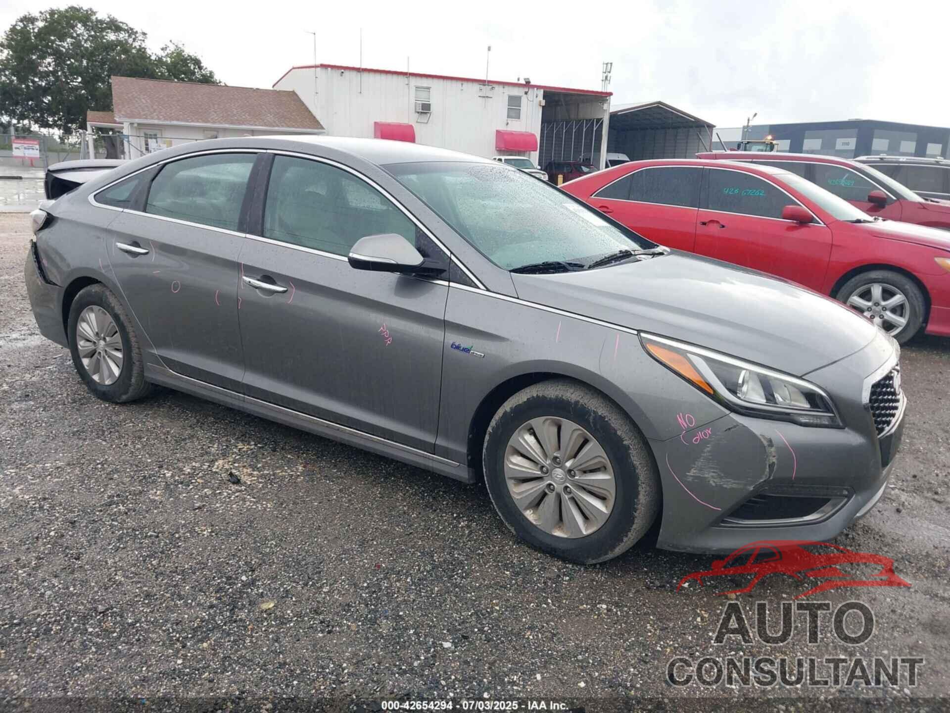 HYUNDAI SONATA HYBRID 2017 - KMHE24L36HA075462